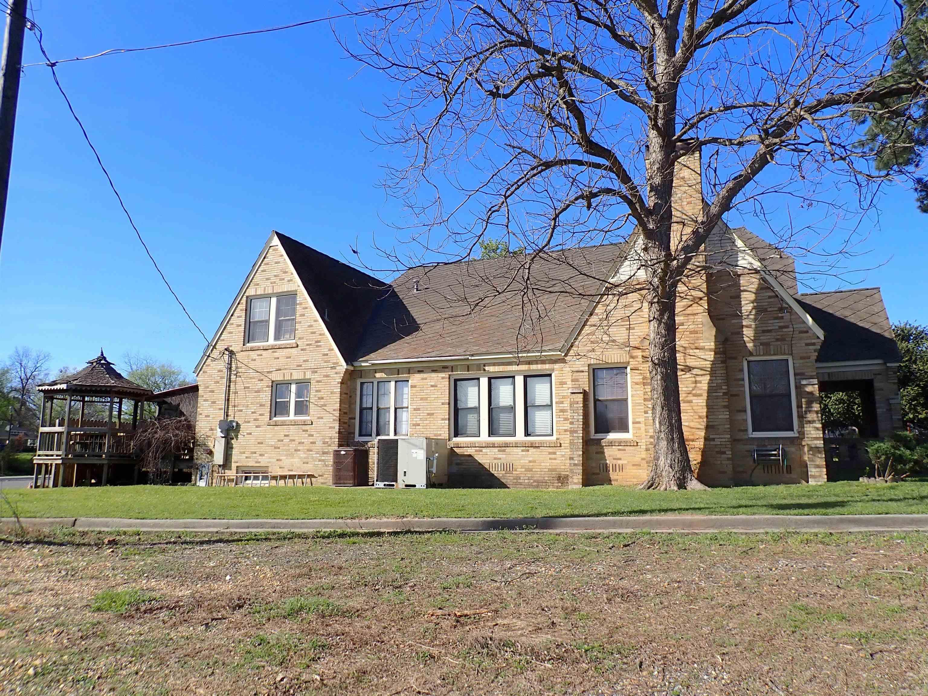 Hardy & Barkman I-XII - Residential