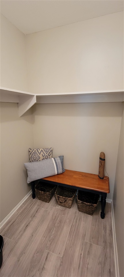 Lakewood Hills Condo - Residential