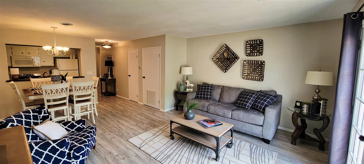 Lakewood Hills Condo - Residential