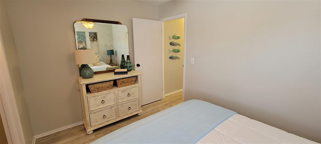 Lakewood Hills Condo - Residential