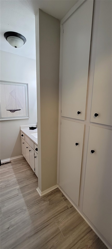 Lakewood Hills Condo - Residential