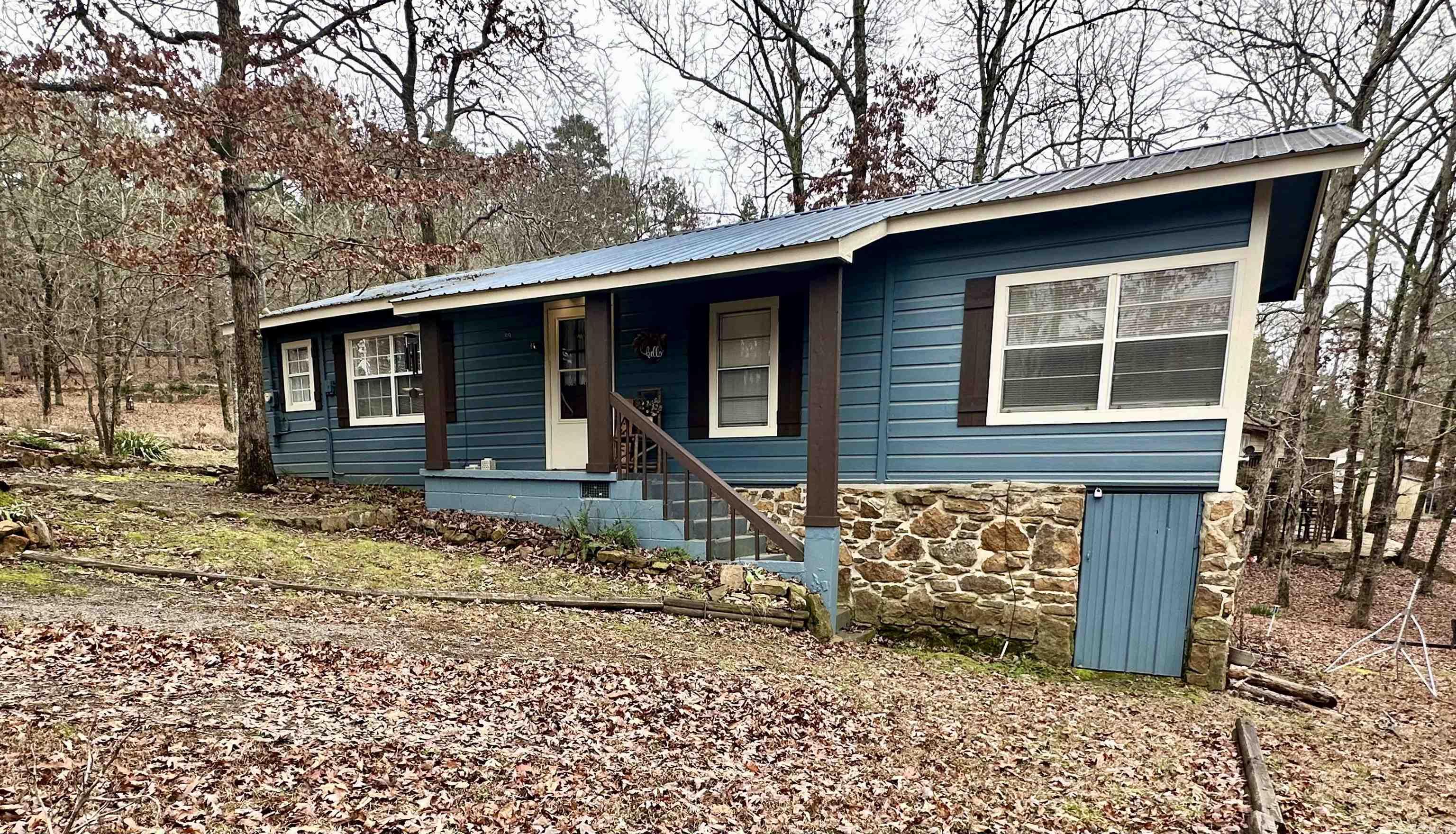 TOMAHAWK VILLAGE - Residential