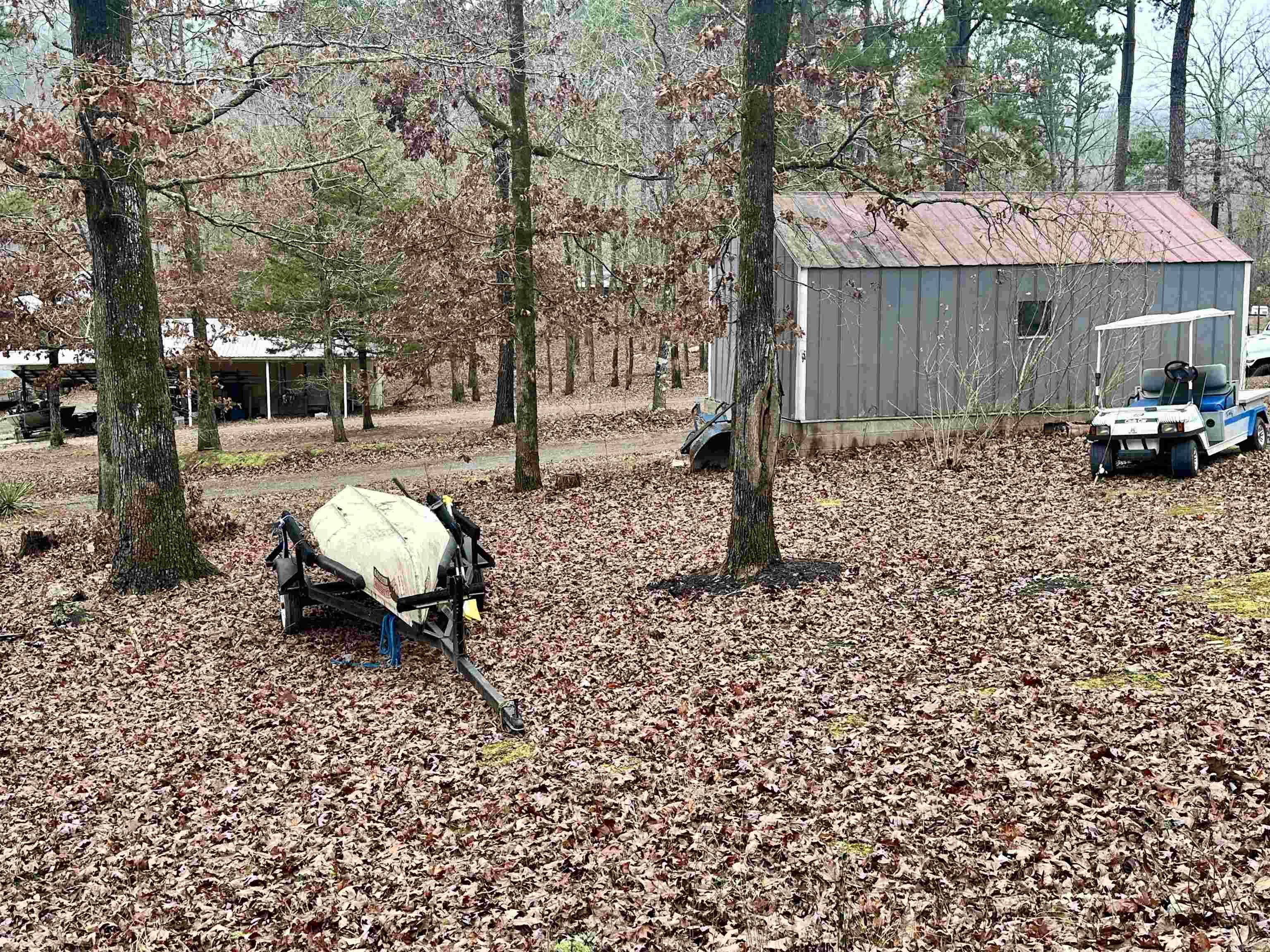 TOMAHAWK VILLAGE - Residential