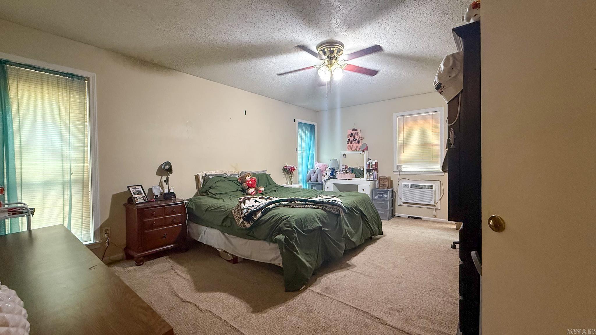 SHADOW RIDGE VILLAS - Residential