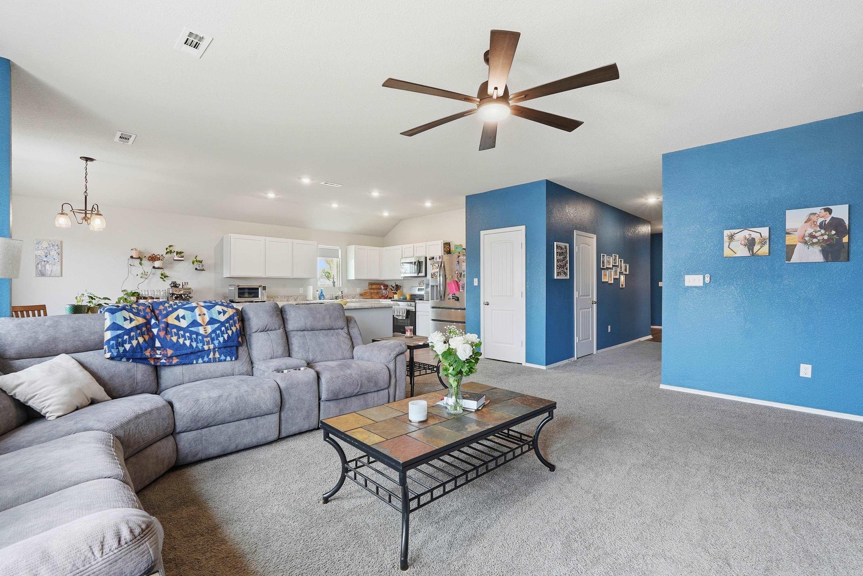 HILL FARM - Residential