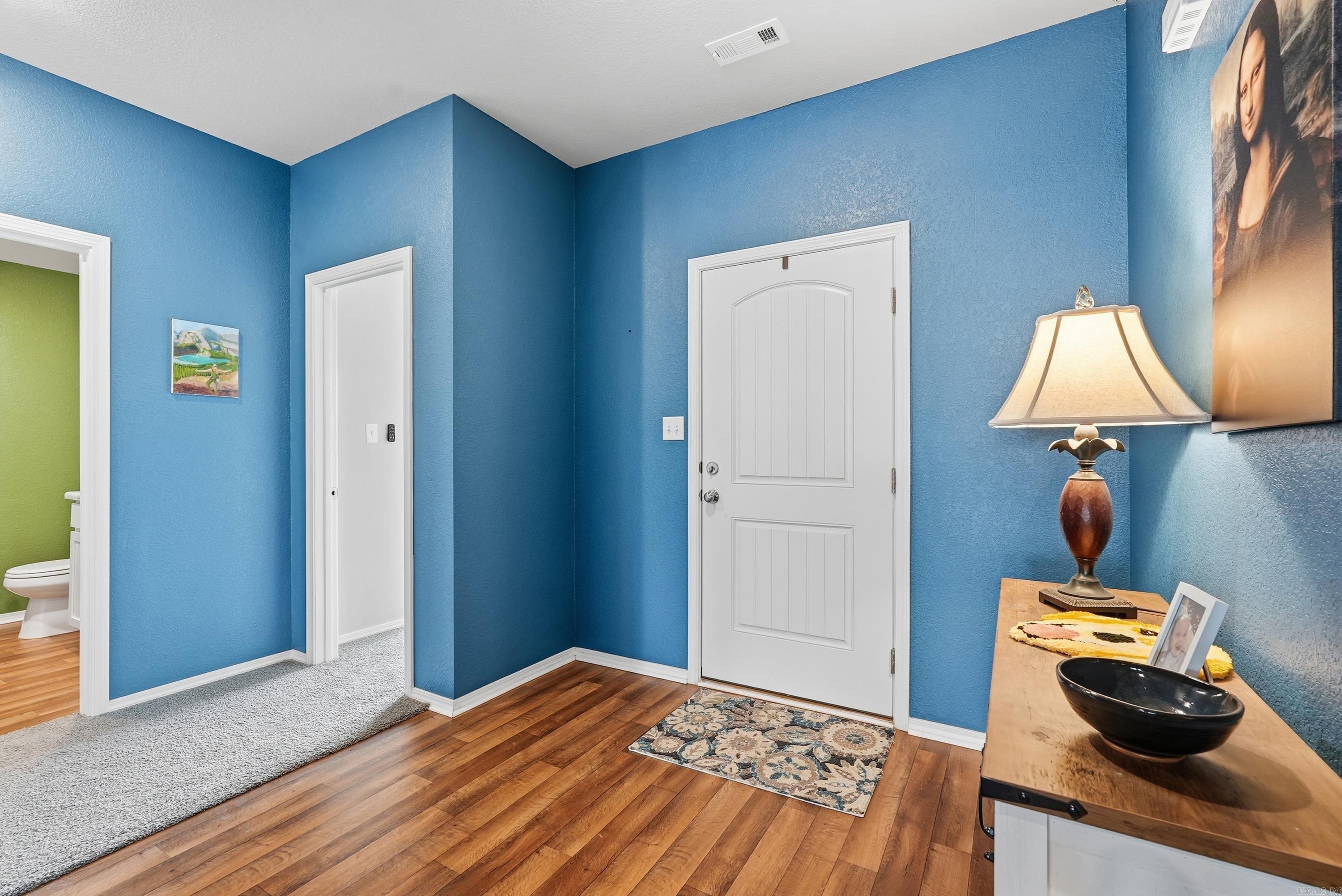 HILL FARM - Residential