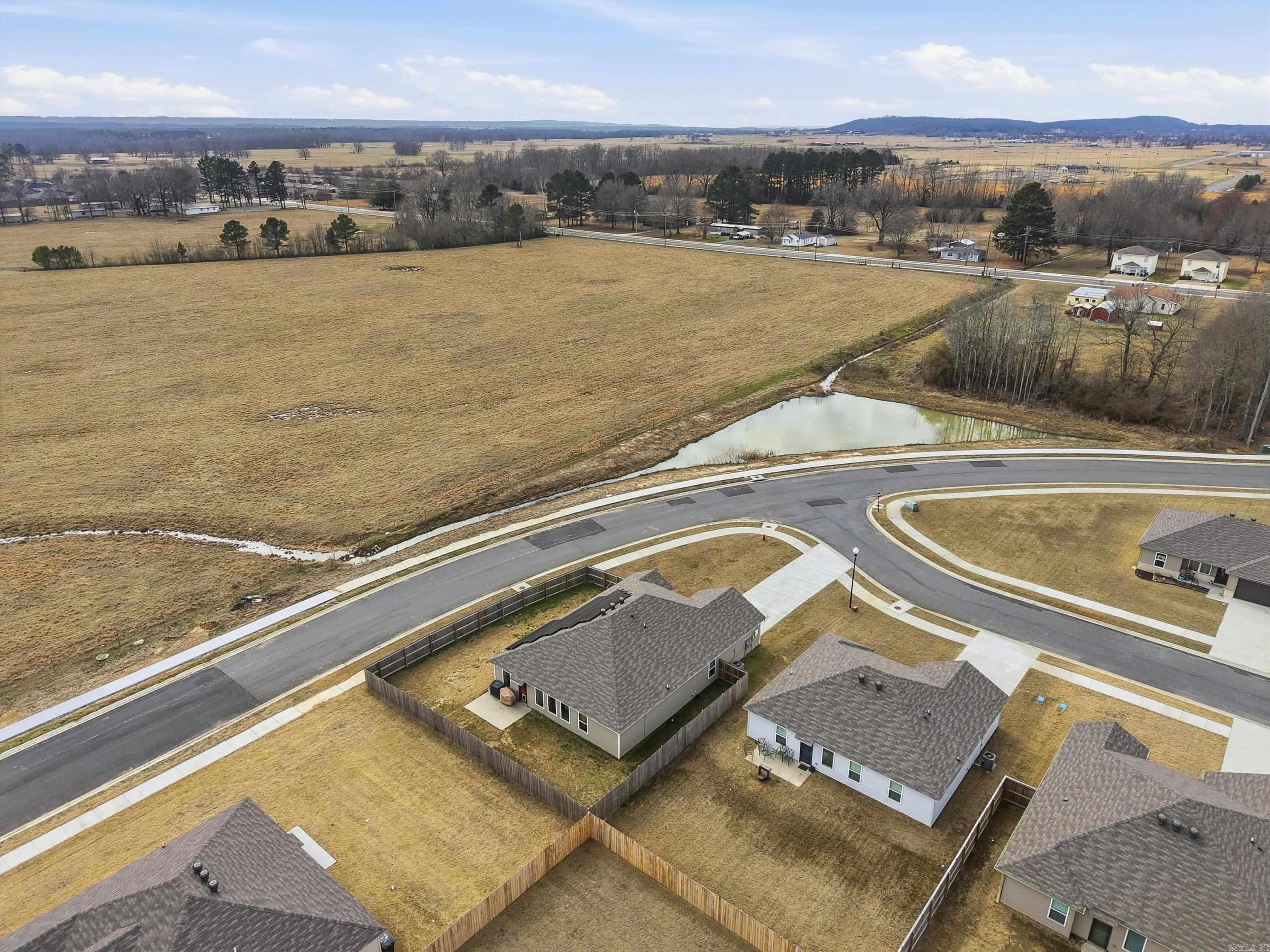 HILL FARM - Residential