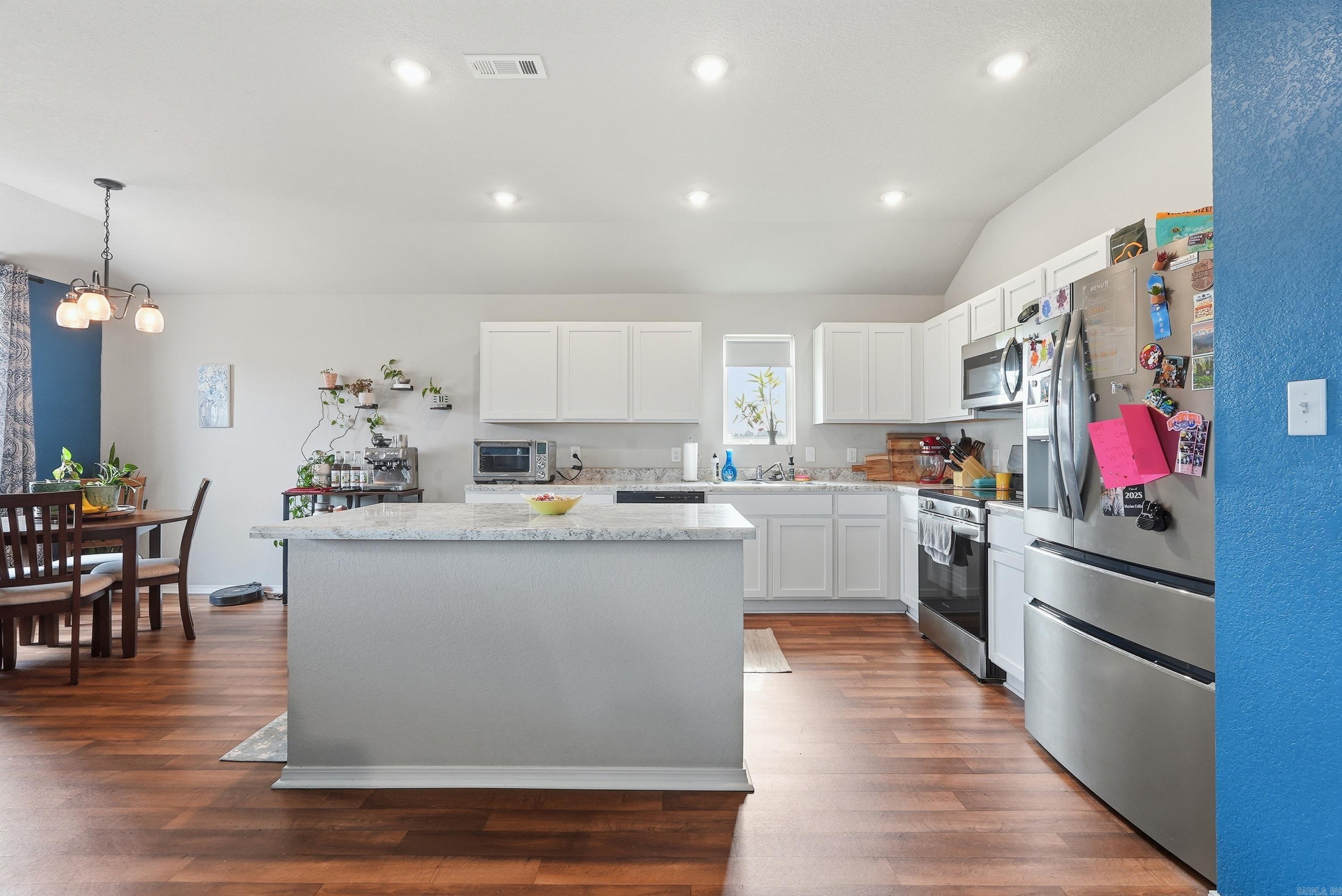 HILL FARM - Residential