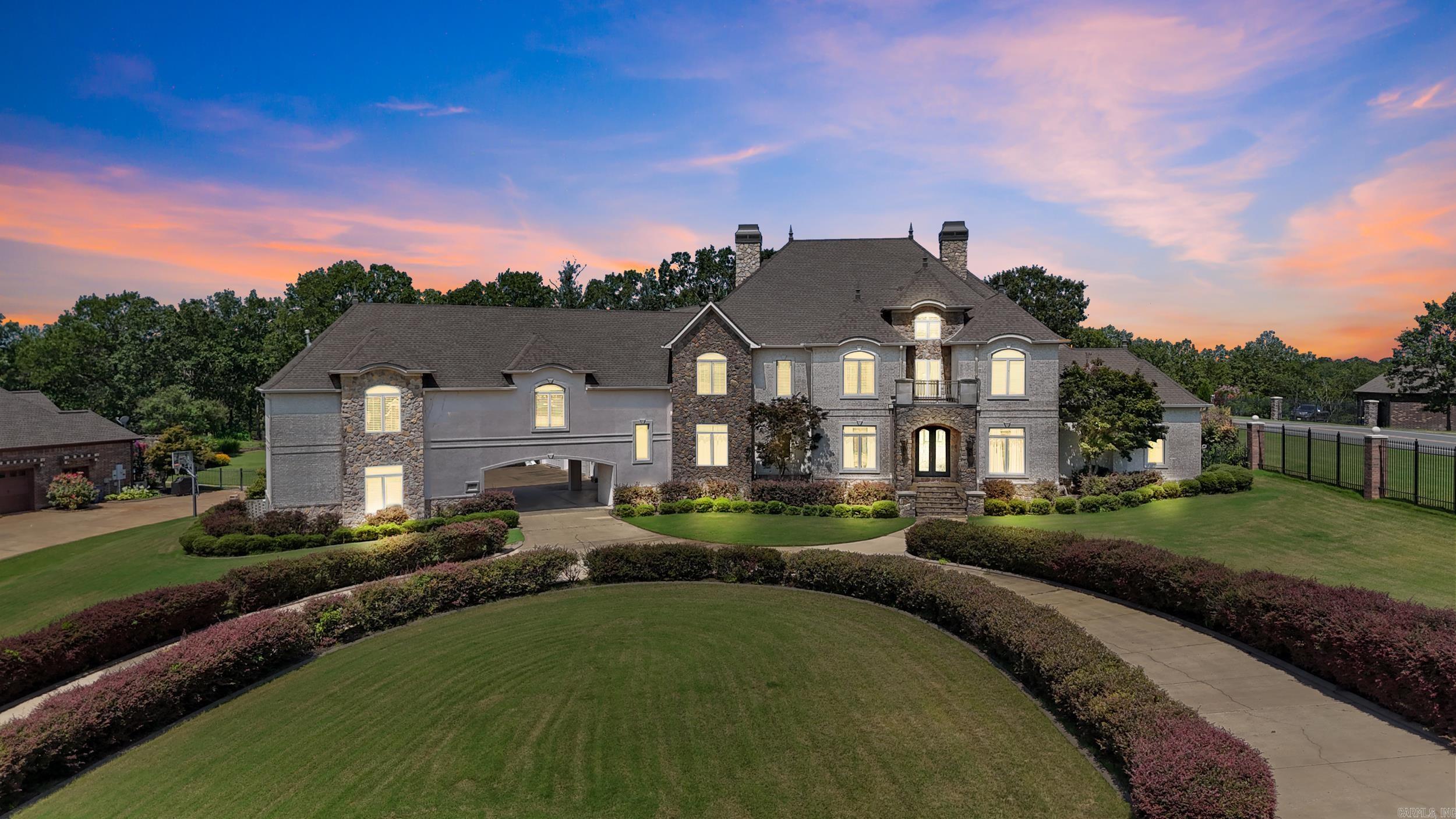 GREYSTONE - Residential