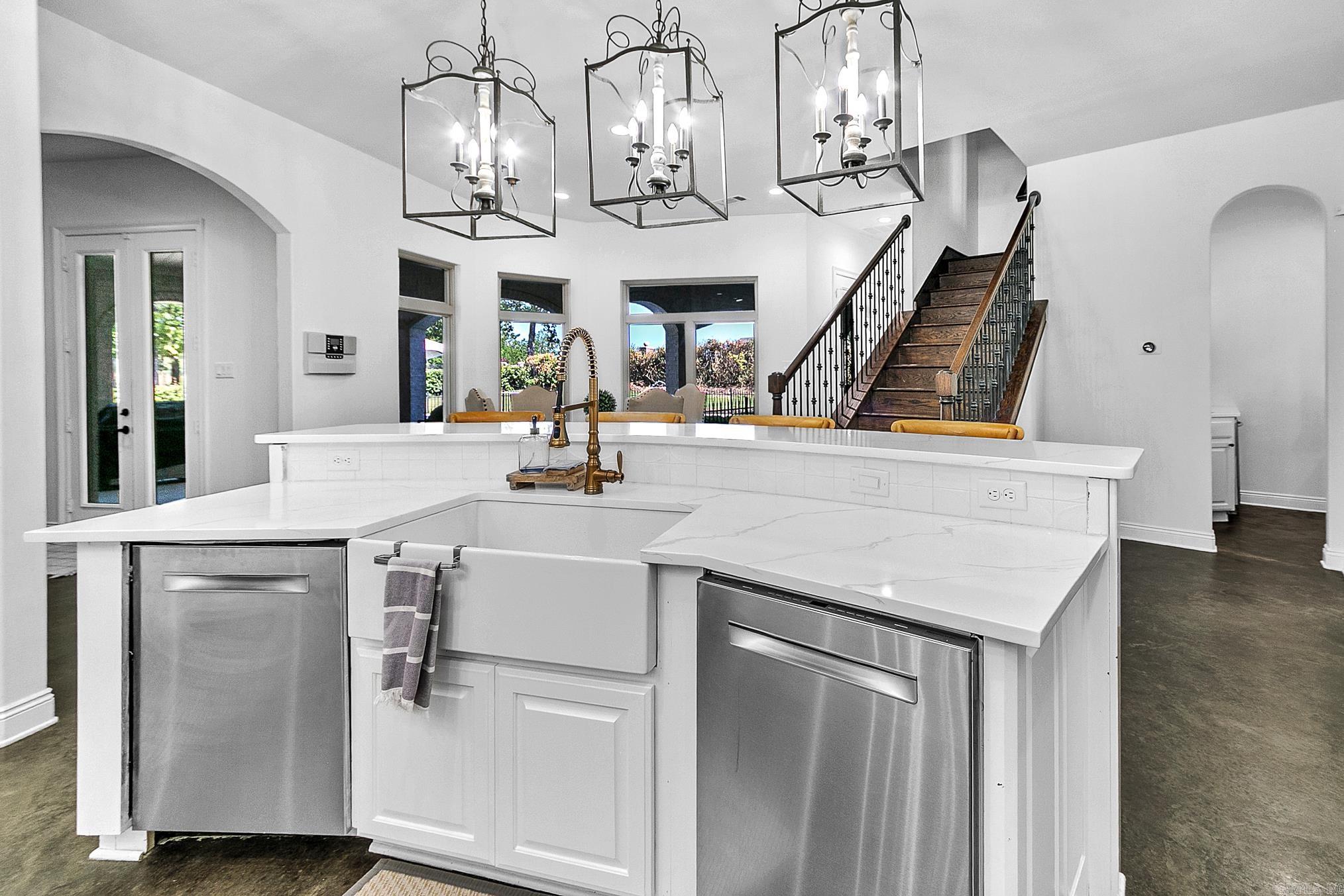 GREYSTONE - Residential