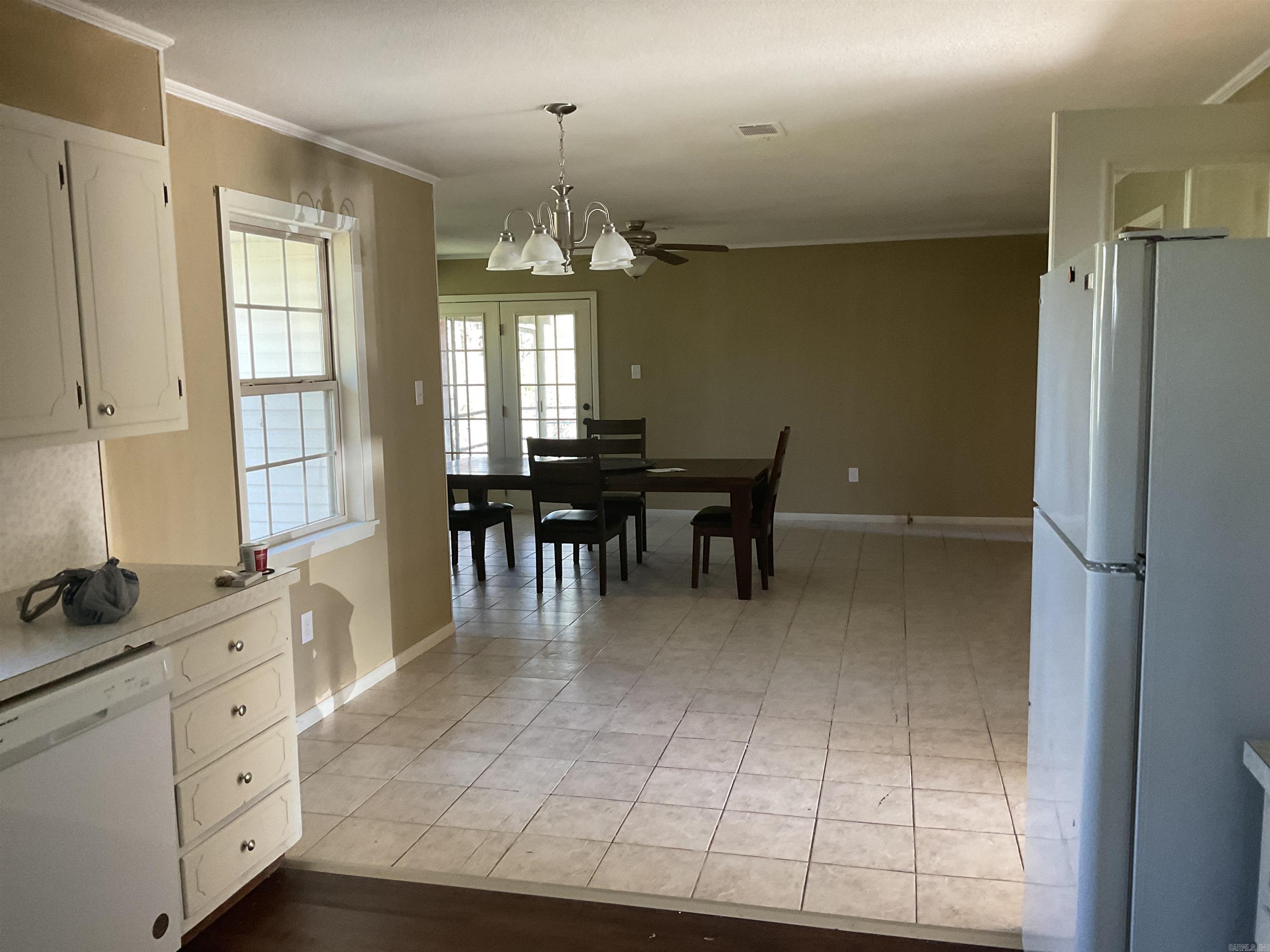 WESTERN HILLS ADD - Residential