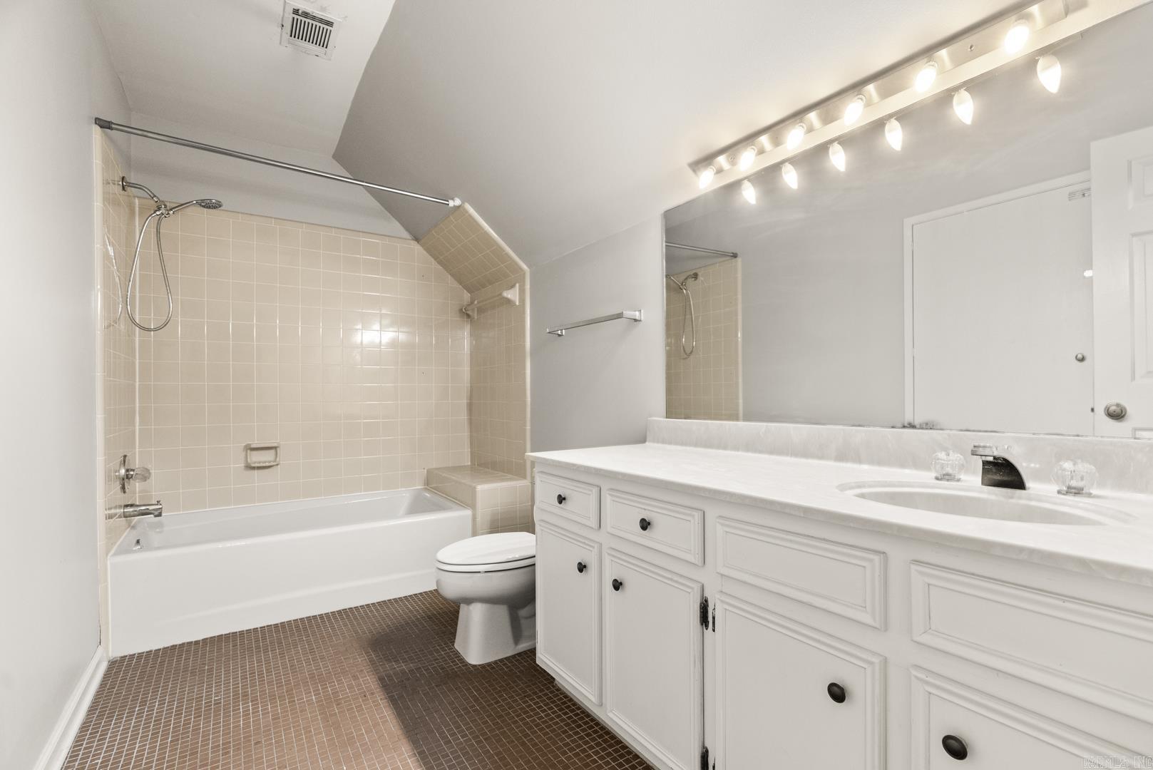 Windsor Court HPR - Residential