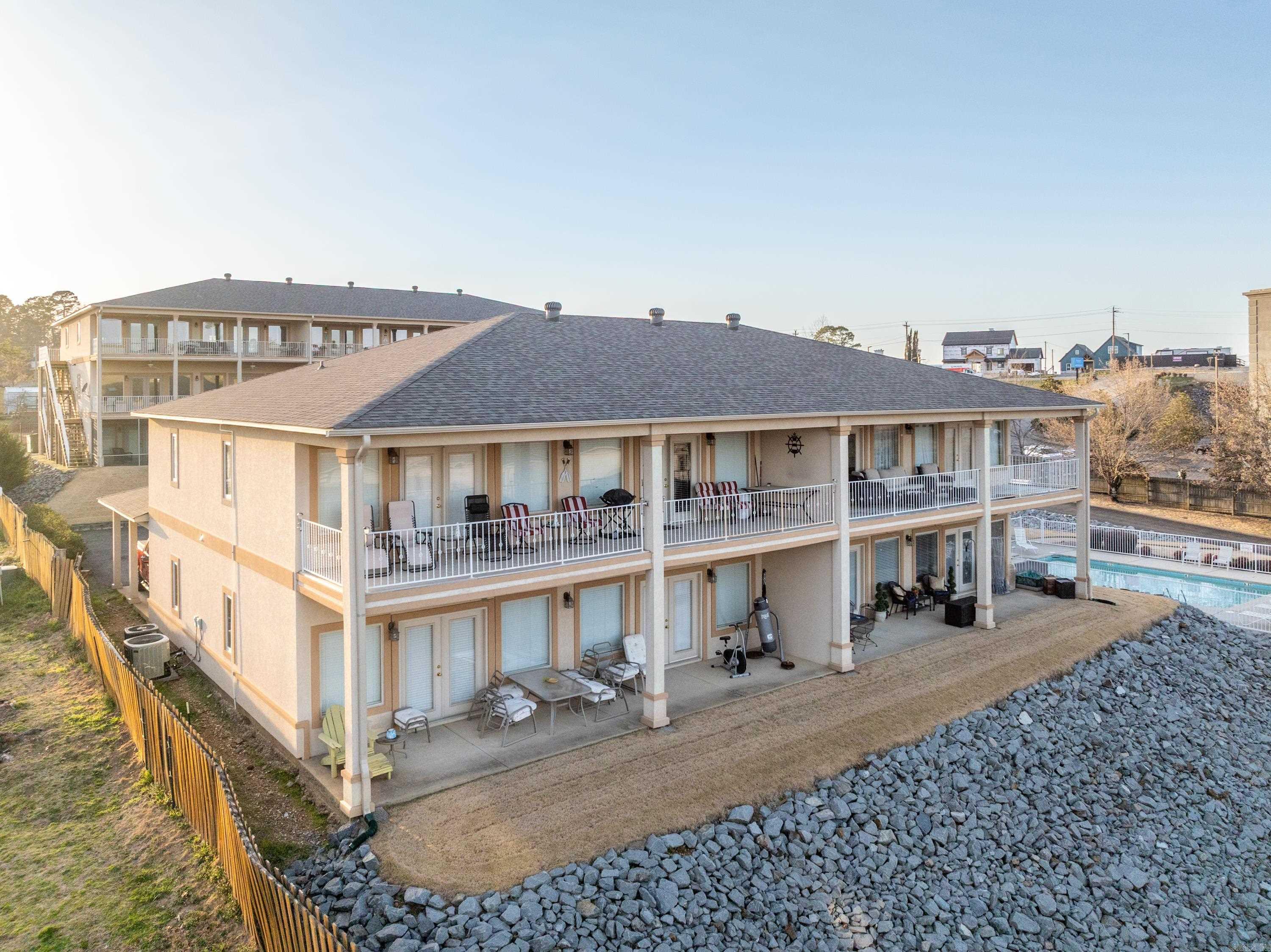 WATERS EDGE - Residential