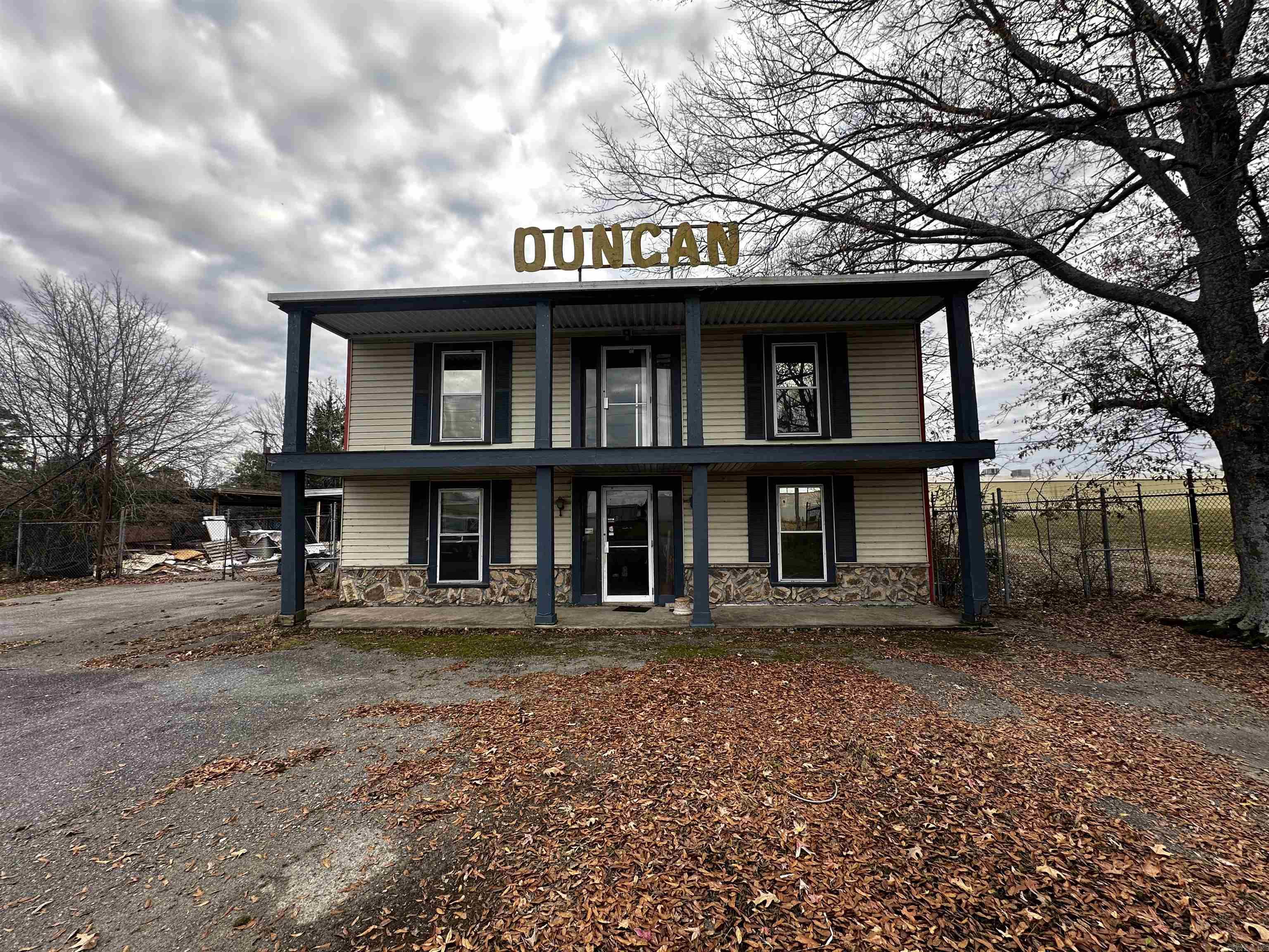 Austin & Taylor - Commercial Sale