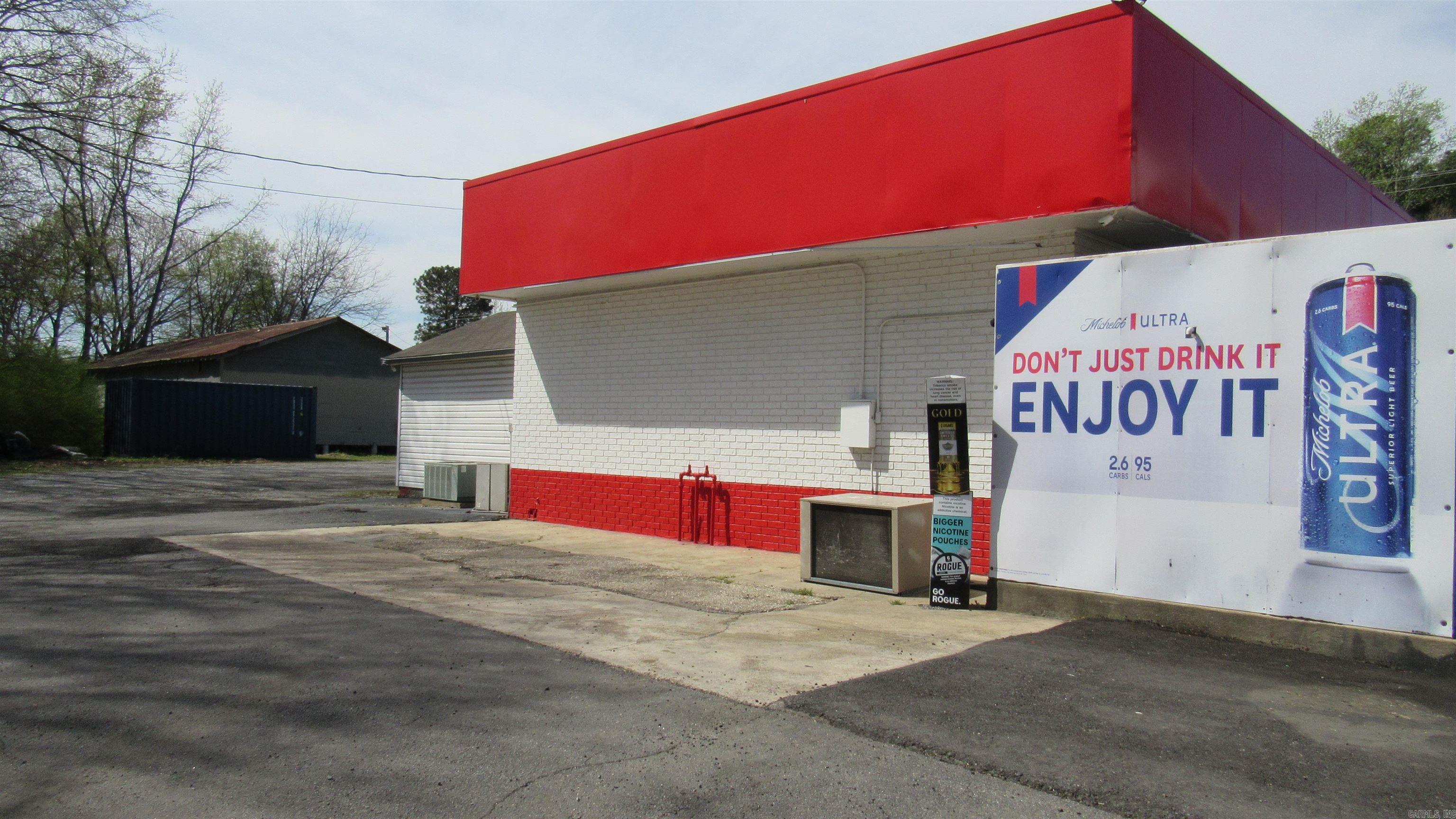 Owosso - Commercial Sale