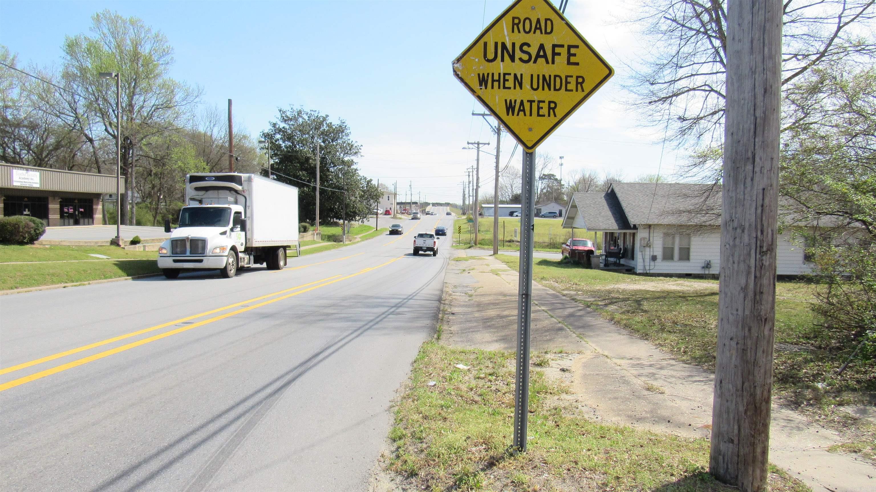 Owosso - Commercial Sale