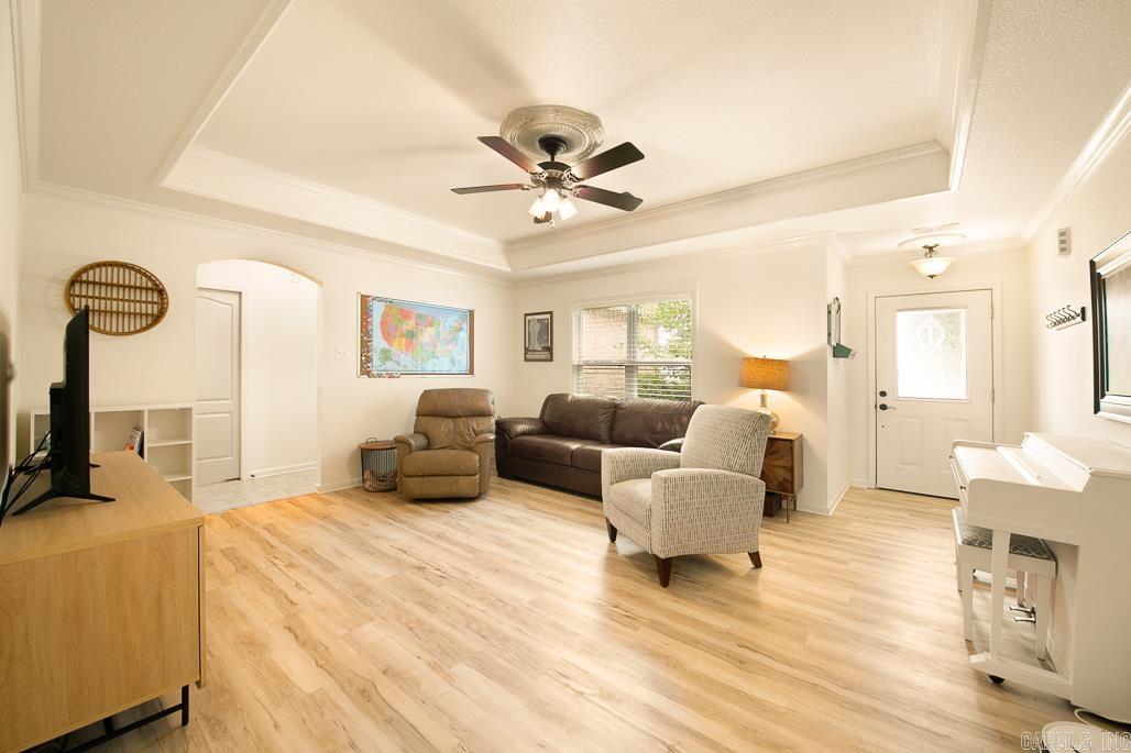 ORCHARD HOLLOW ESTATES - Residential