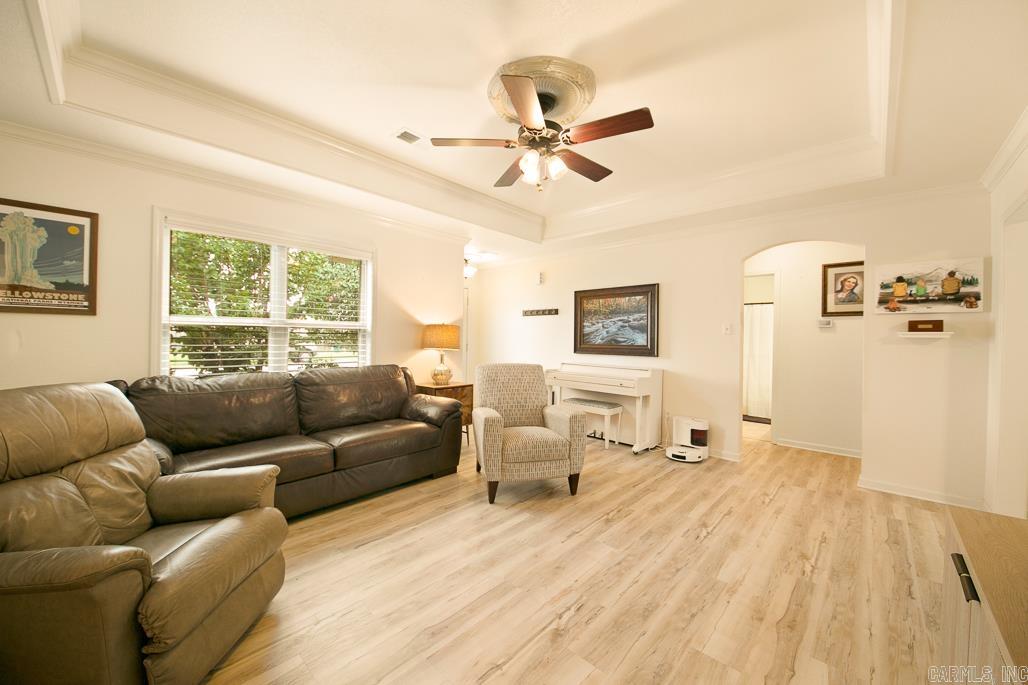 ORCHARD HOLLOW ESTATES - Residential