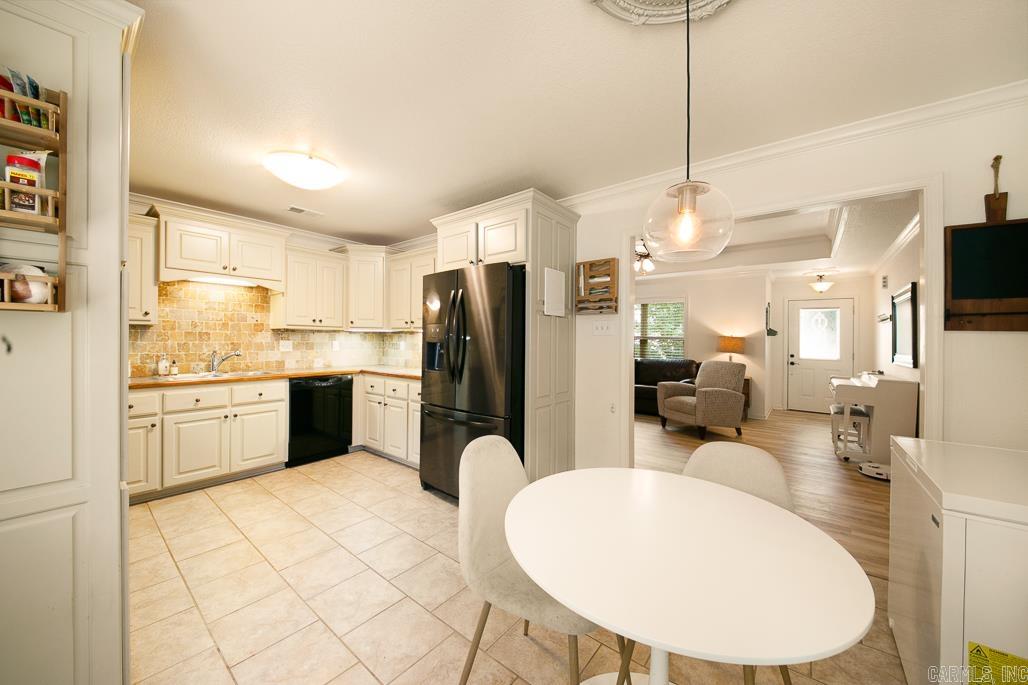 ORCHARD HOLLOW ESTATES - Residential