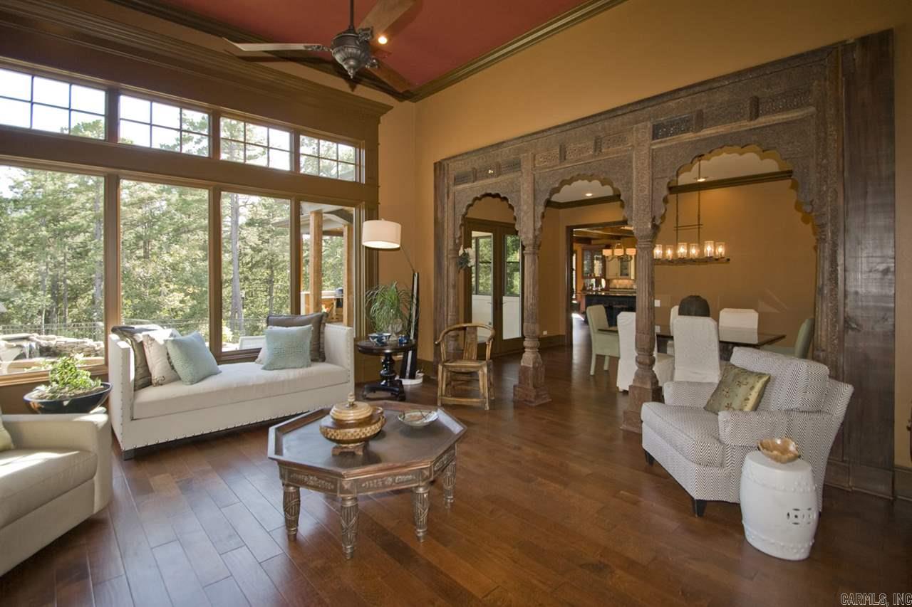 CHENAL VALLEY SEZANNE COURT - Residential