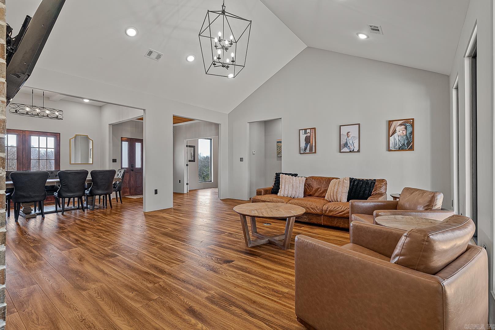 Metes & Bounds - Residential