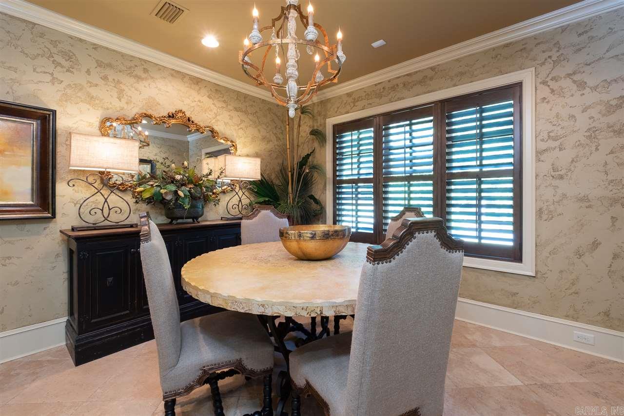 CHENAL DOWNS - Residential