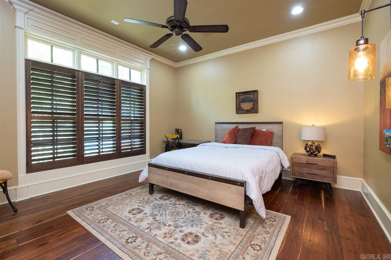 CHENAL DOWNS - Residential