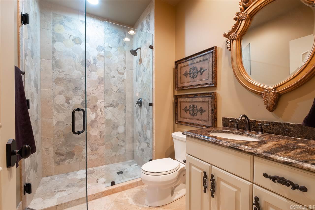 CHENAL DOWNS - Residential