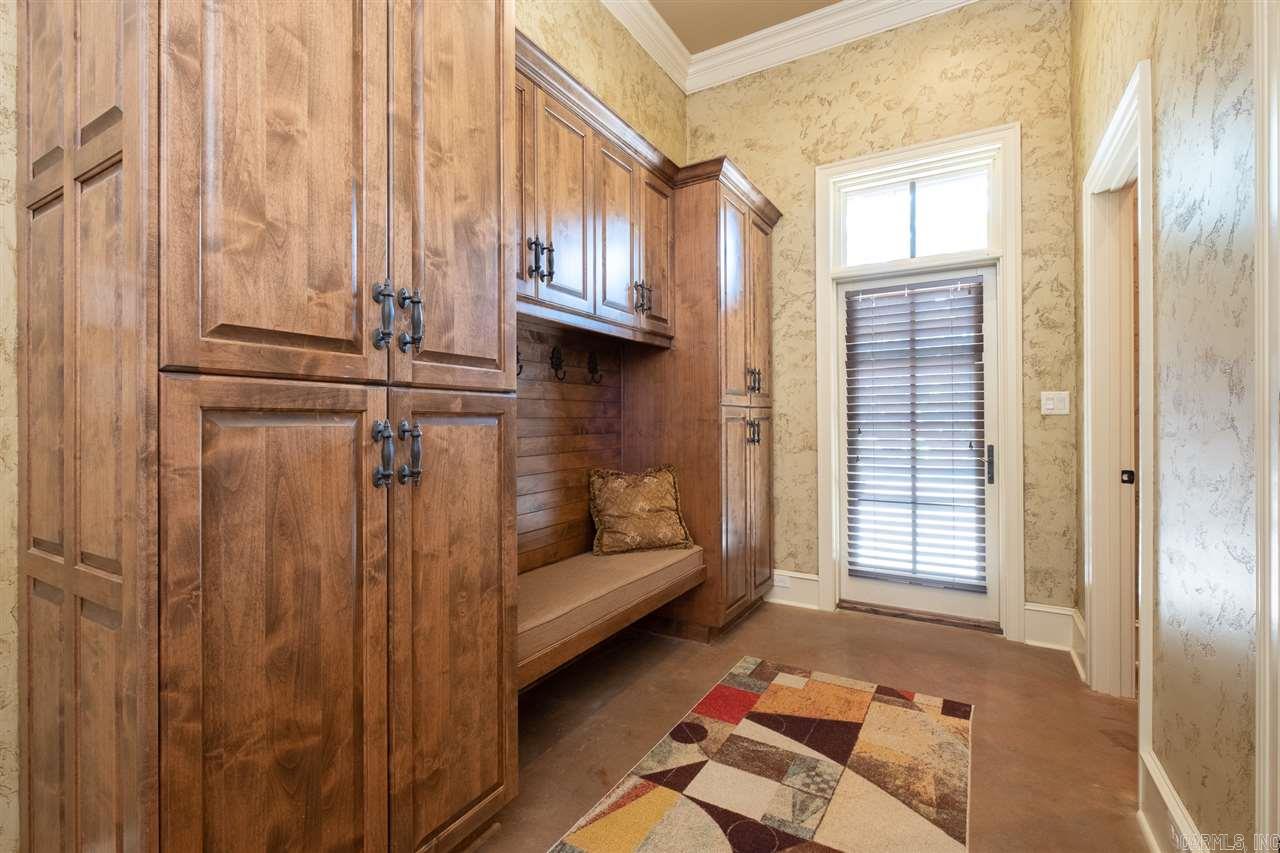 CHENAL DOWNS - Residential