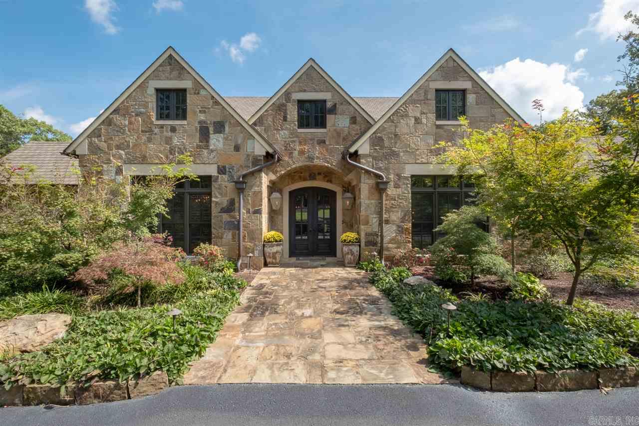 CHENAL DOWNS - Residential