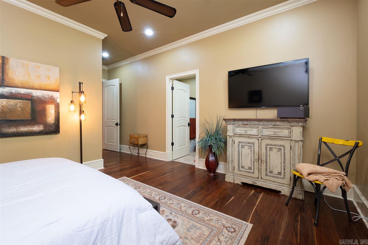 CHENAL DOWNS - Residential