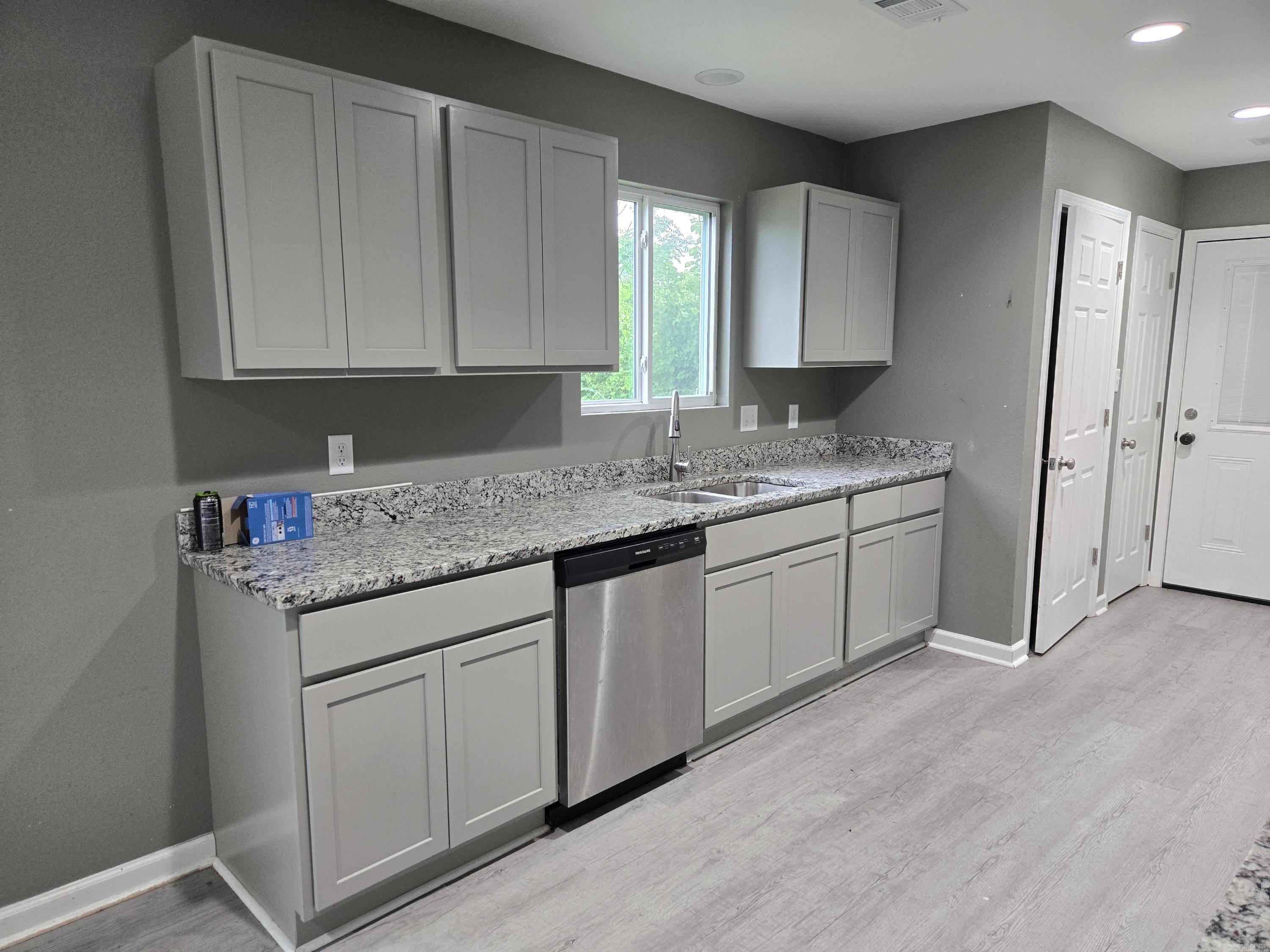 WINANS HILLS PATIO HOMES - Residential