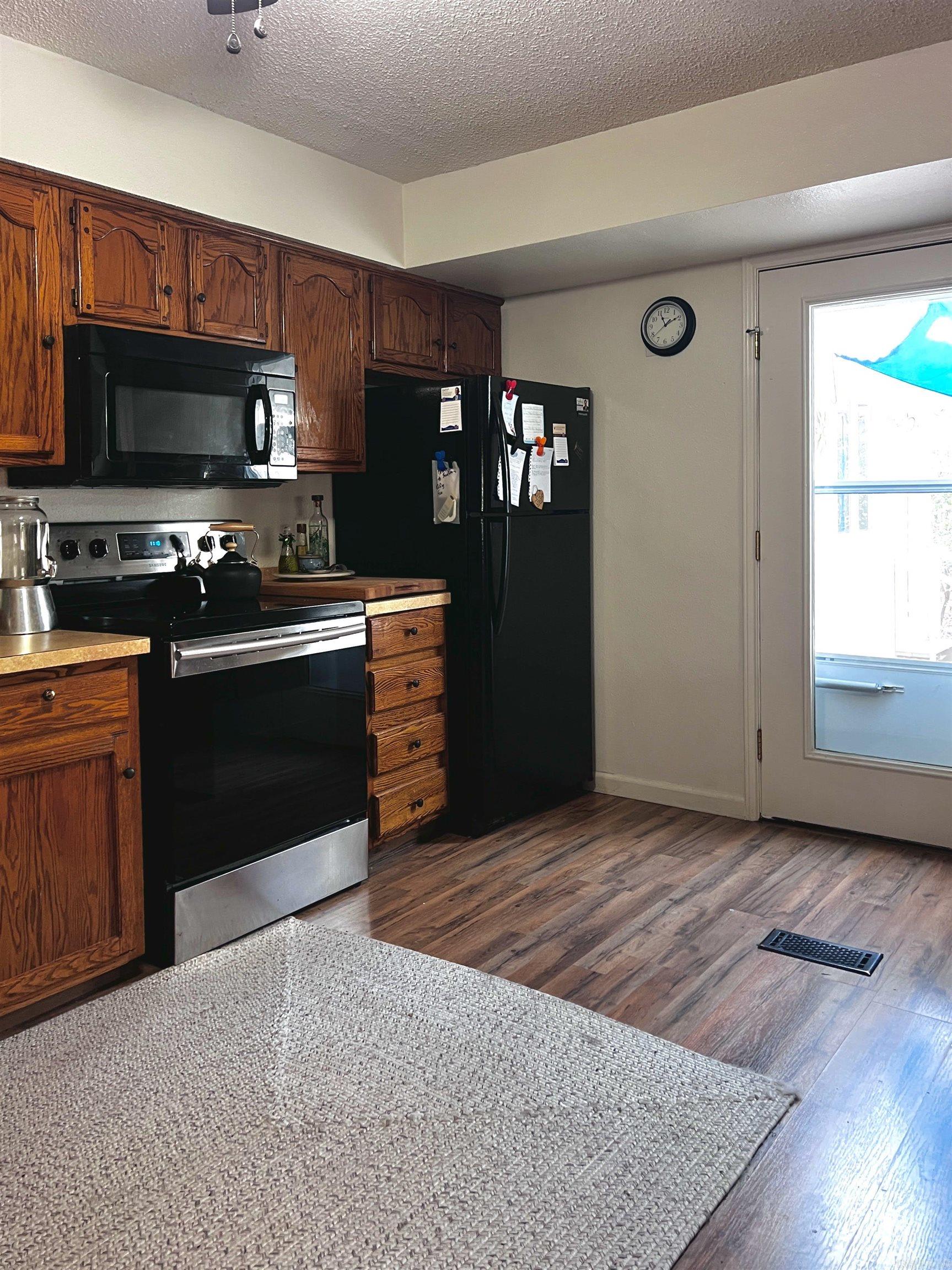 CASTILLO - Residential