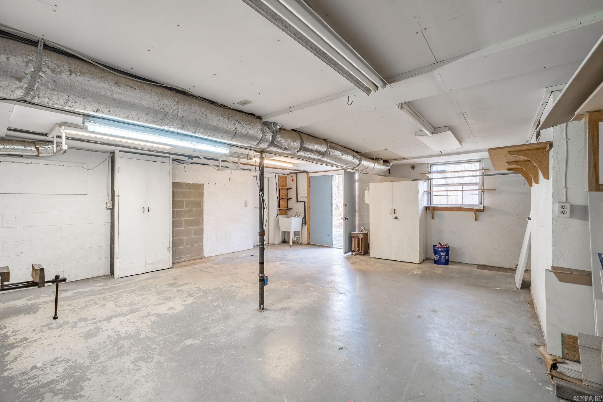 CASTILLO - Residential