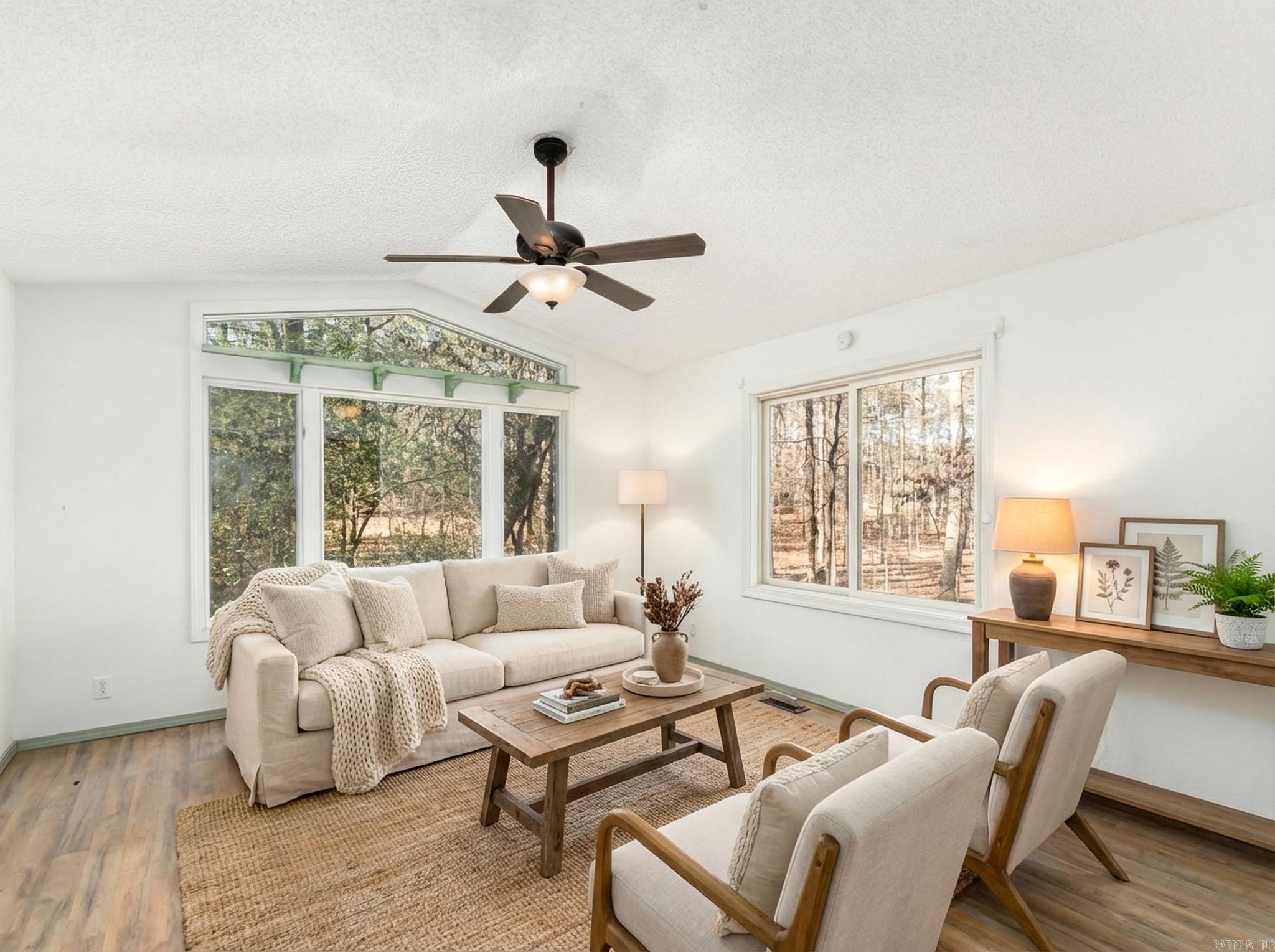 CASTILLO - Residential