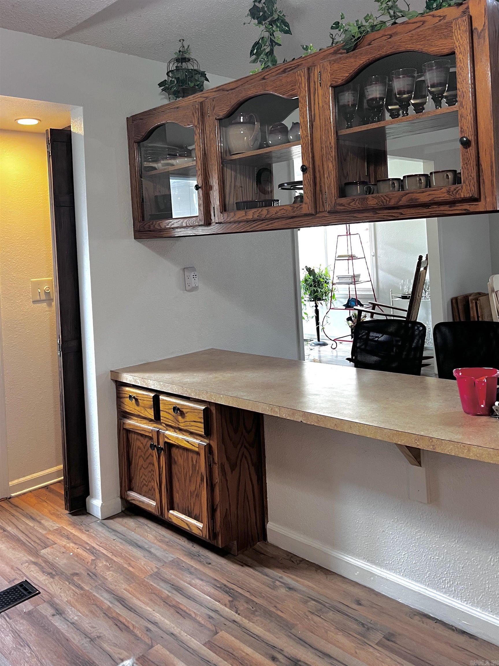 CASTILLO - Residential