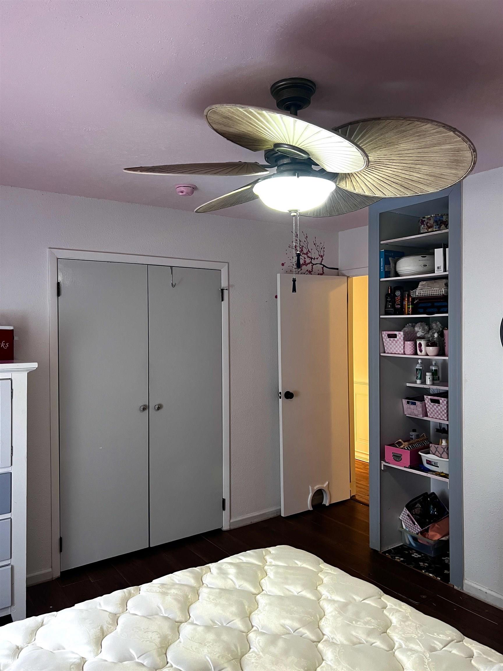 CASTILLO - Residential