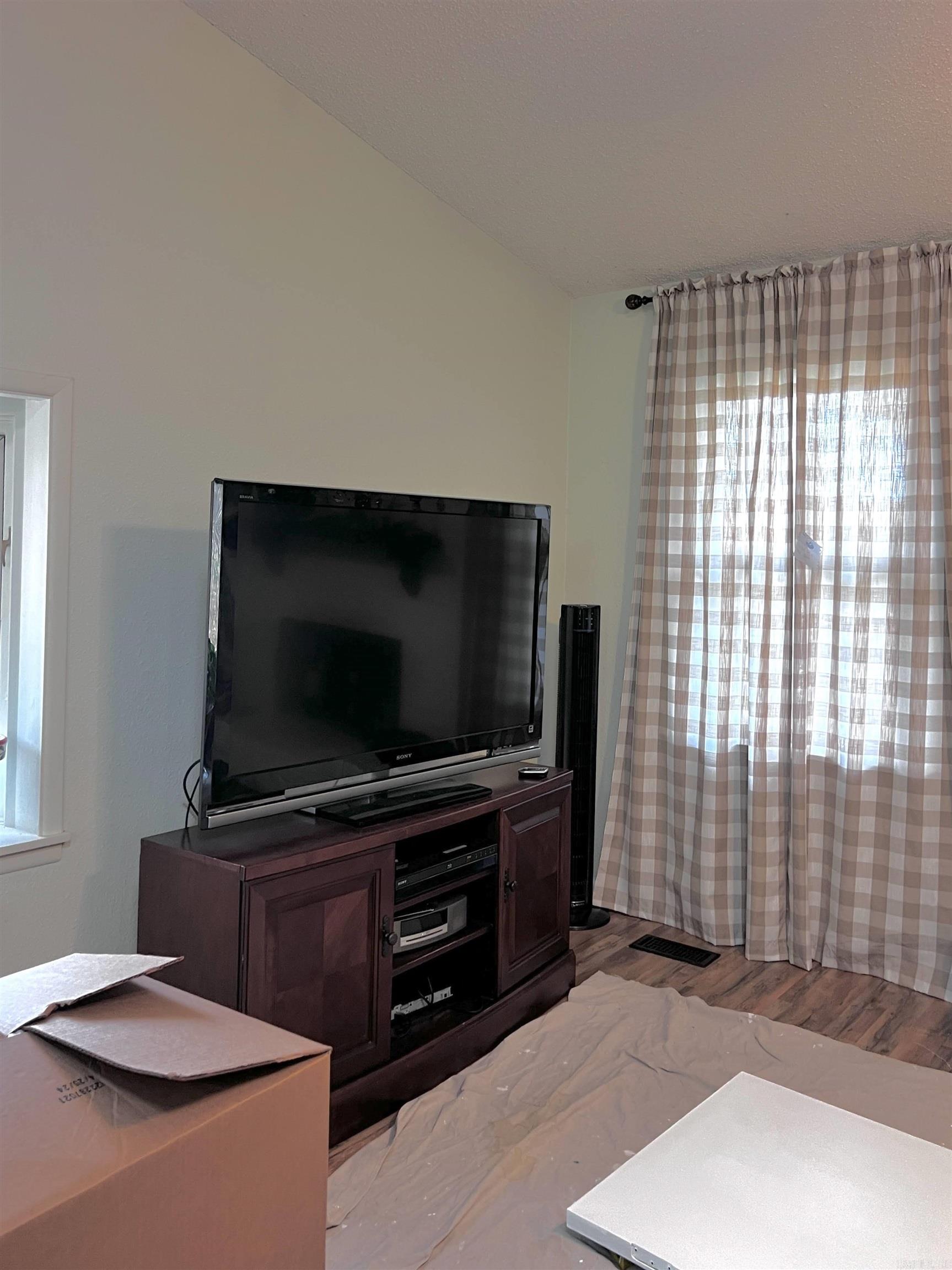 CASTILLO - Residential