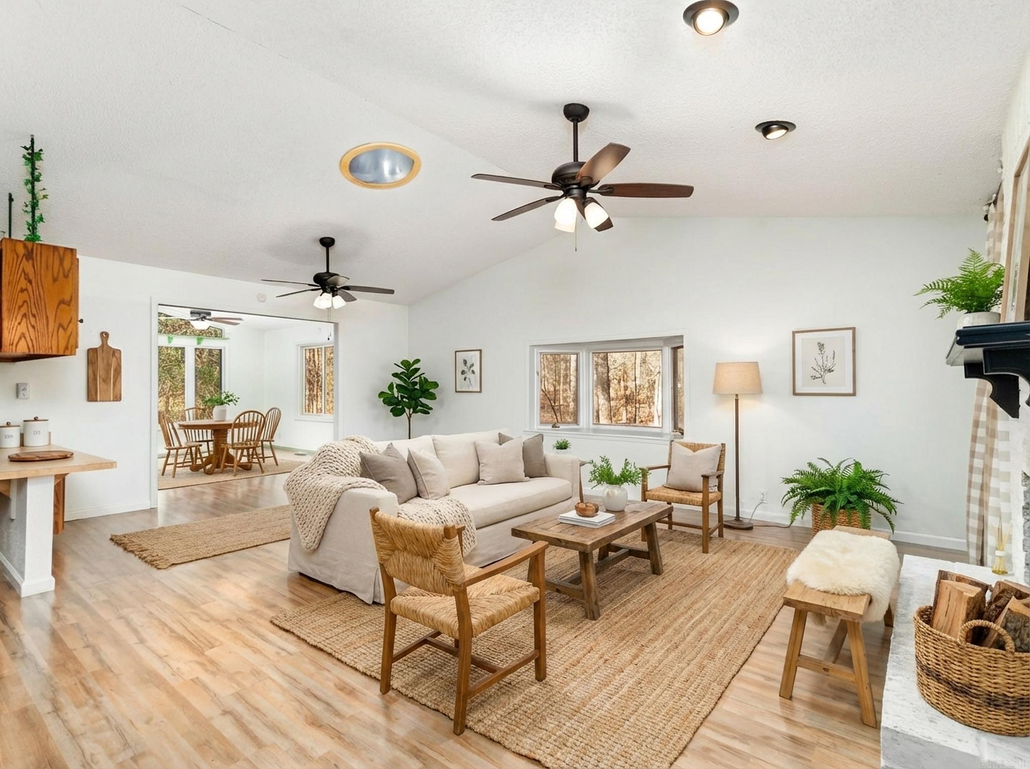 CASTILLO - Residential