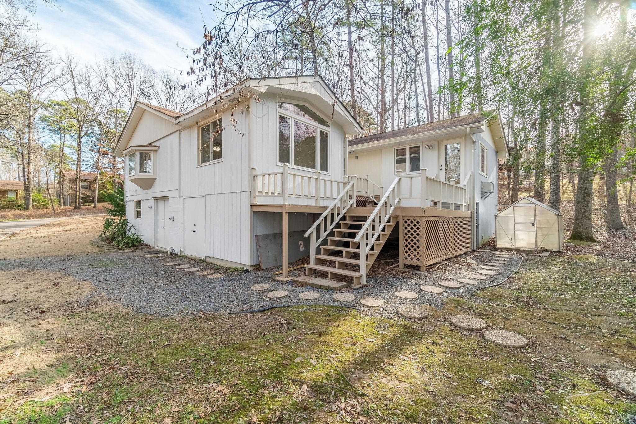 CASTILLO - Residential