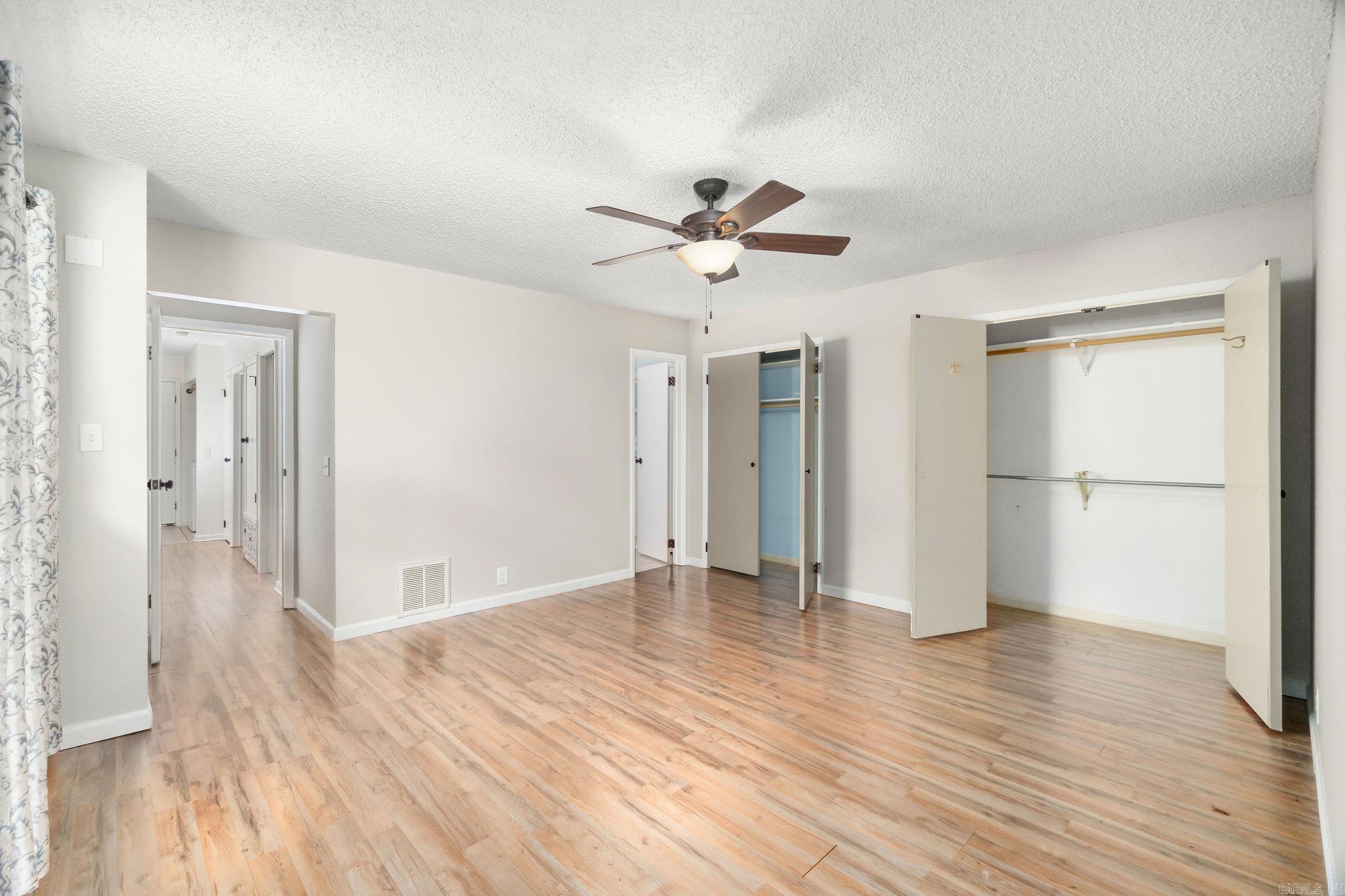 CASTILLO - Residential