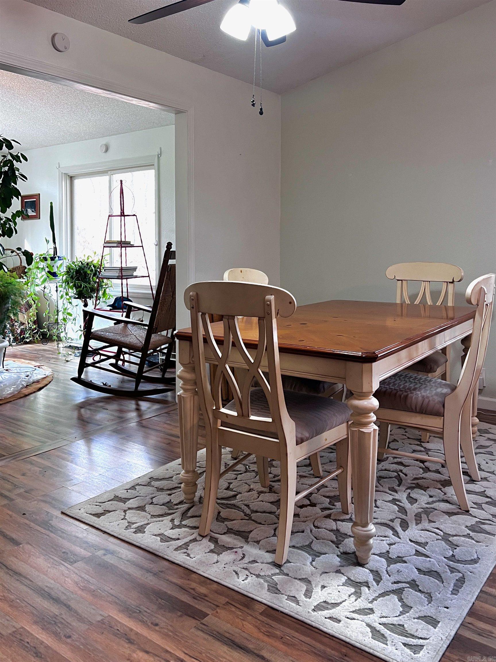 CASTILLO - Residential