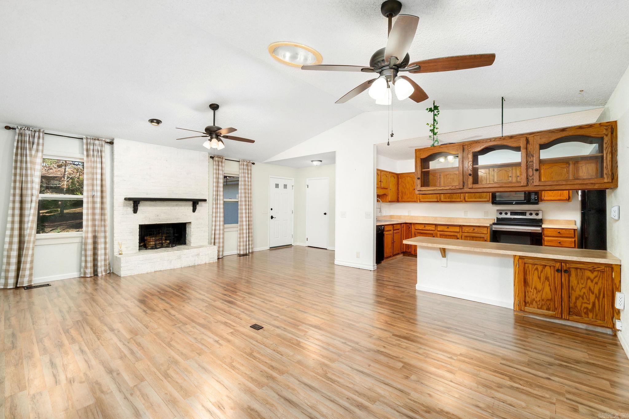 CASTILLO - Residential