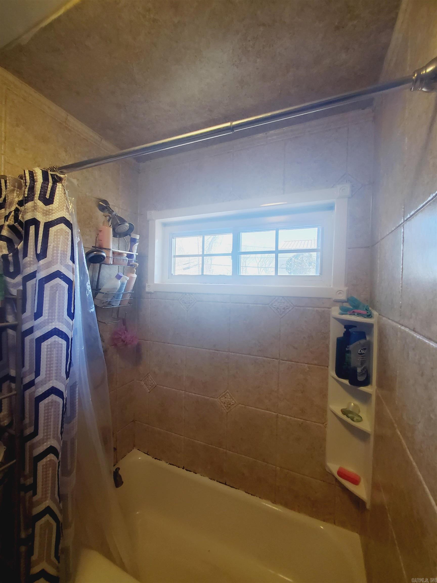 MEADOWCLIFF - Residential