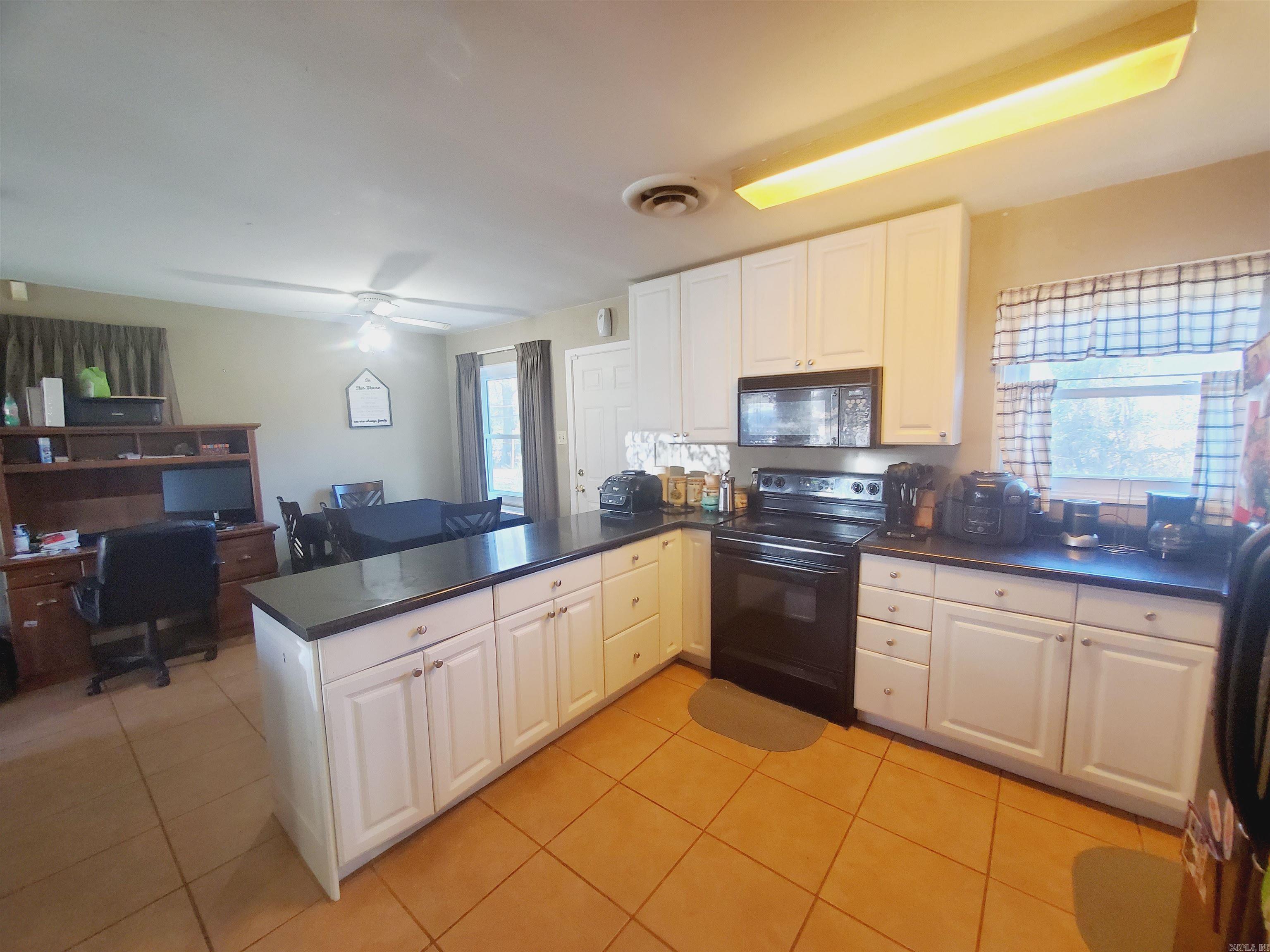 MEADOWCLIFF - Residential