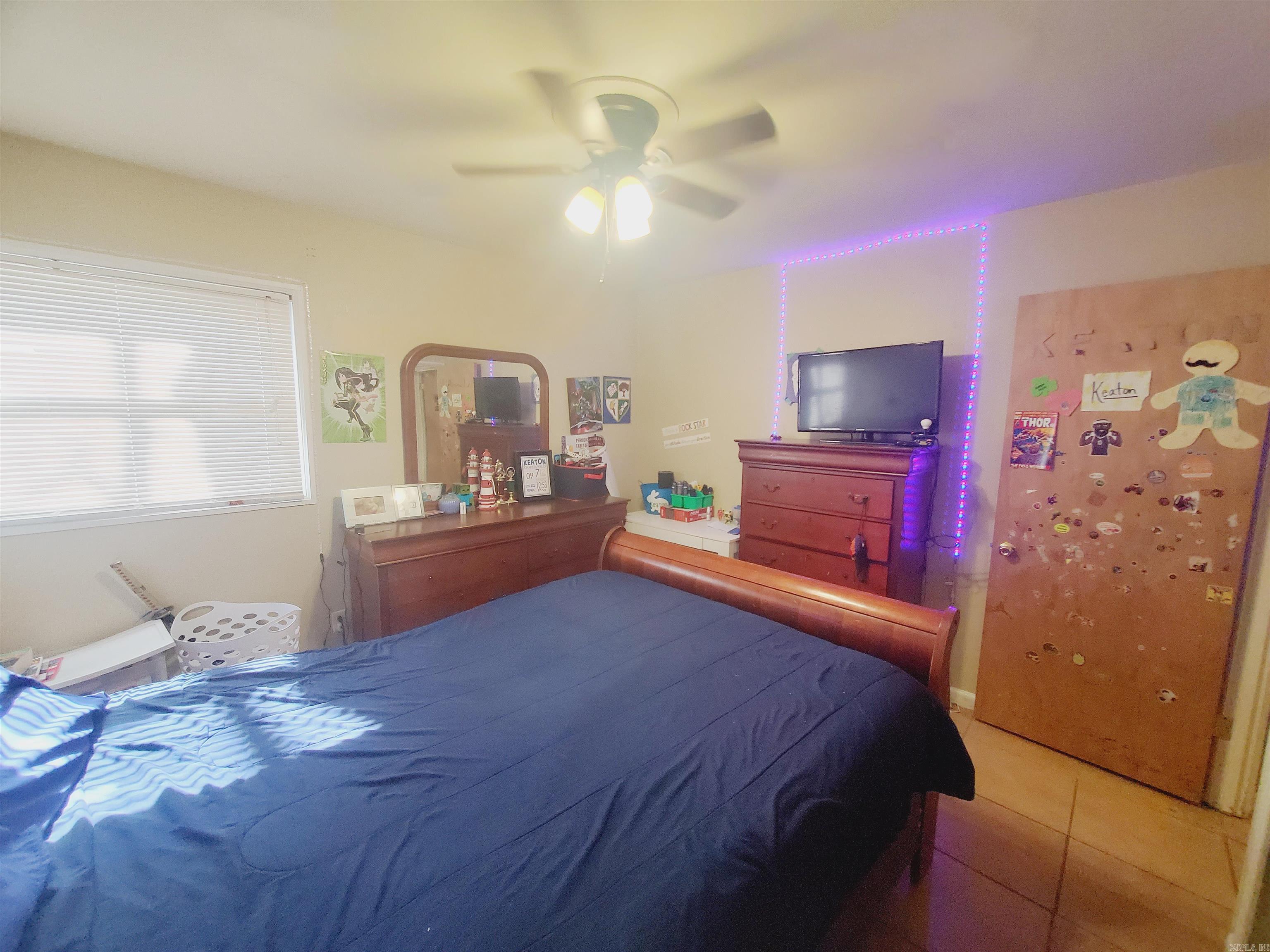 MEADOWCLIFF - Residential