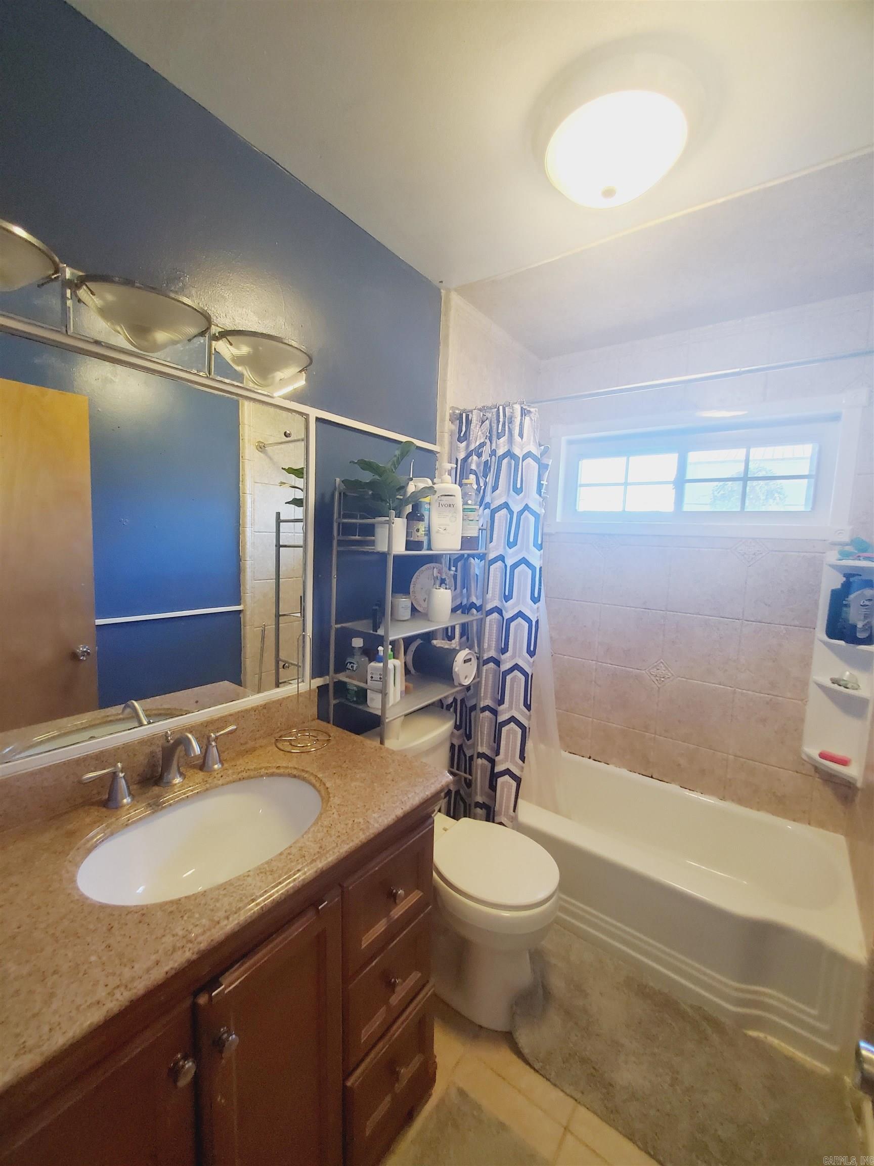 MEADOWCLIFF - Residential