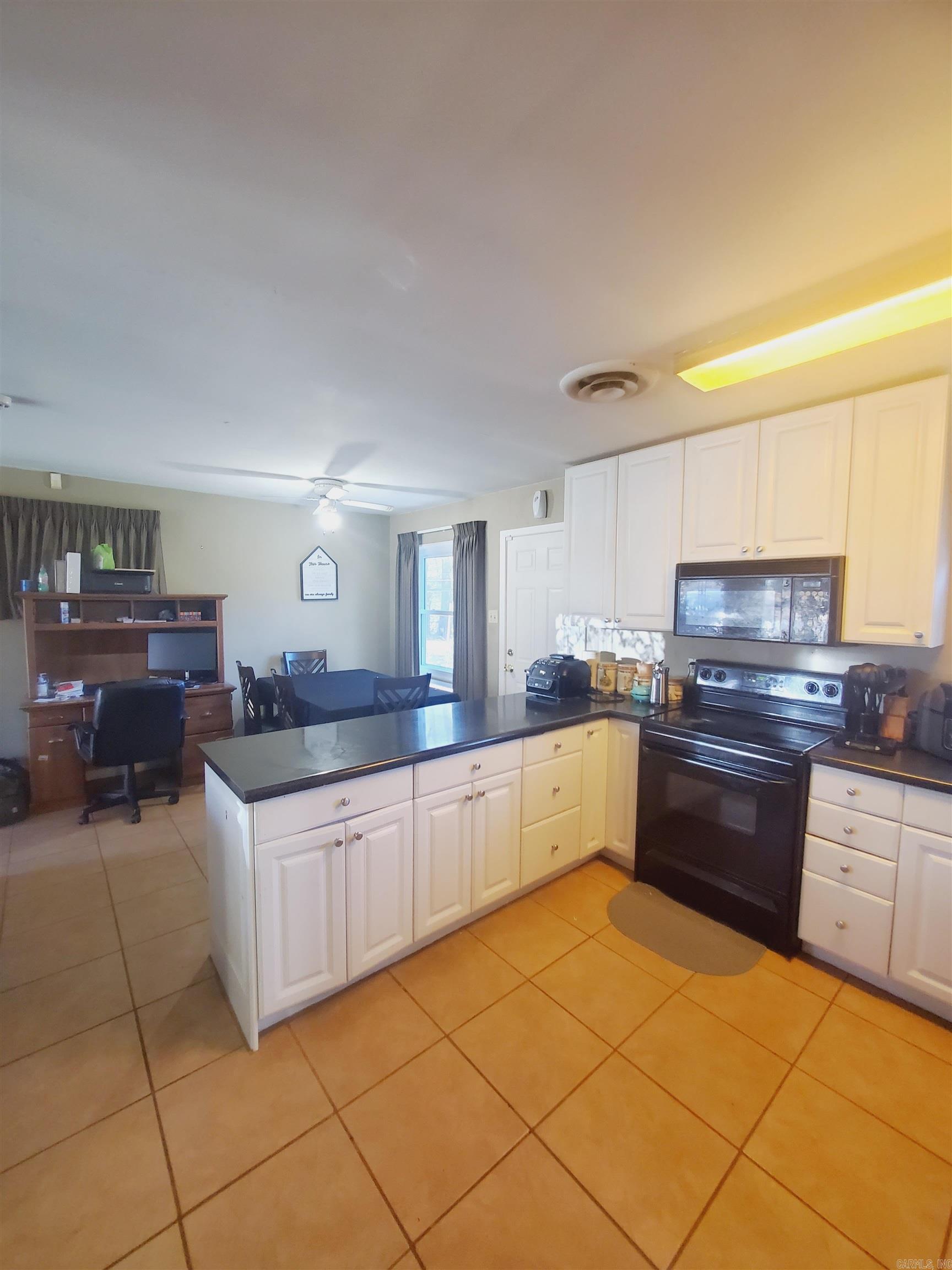 MEADOWCLIFF - Residential