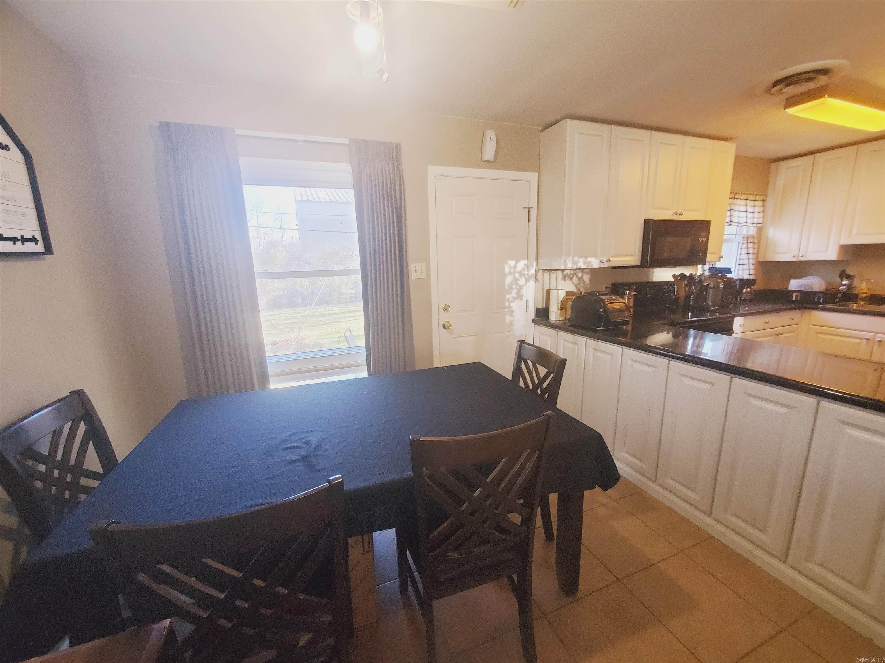 MEADOWCLIFF - Residential