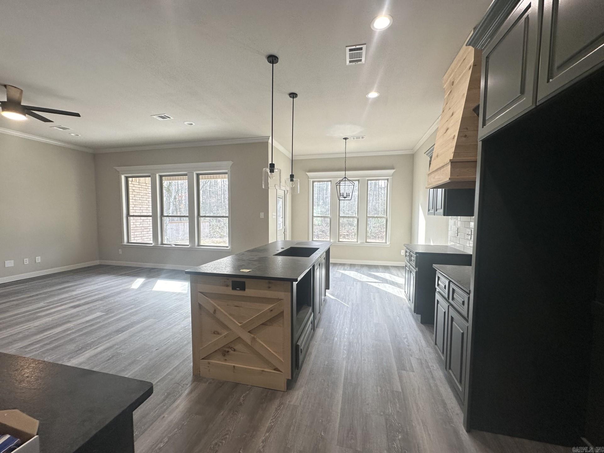 HIDDEN VALLEY ESTATES - Residential